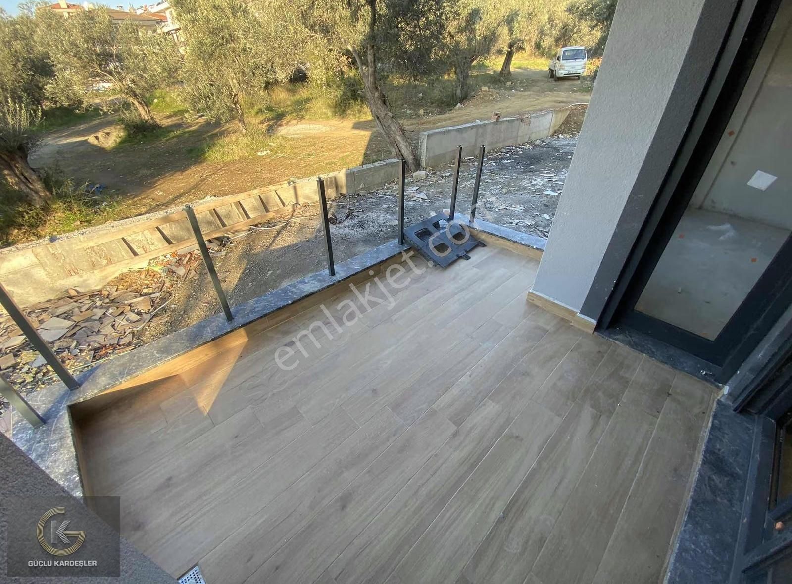Güçlü Kardeşler Körfezin Yeni Gözdesi Havuzlu 2+1 Daireler - Görsel 5