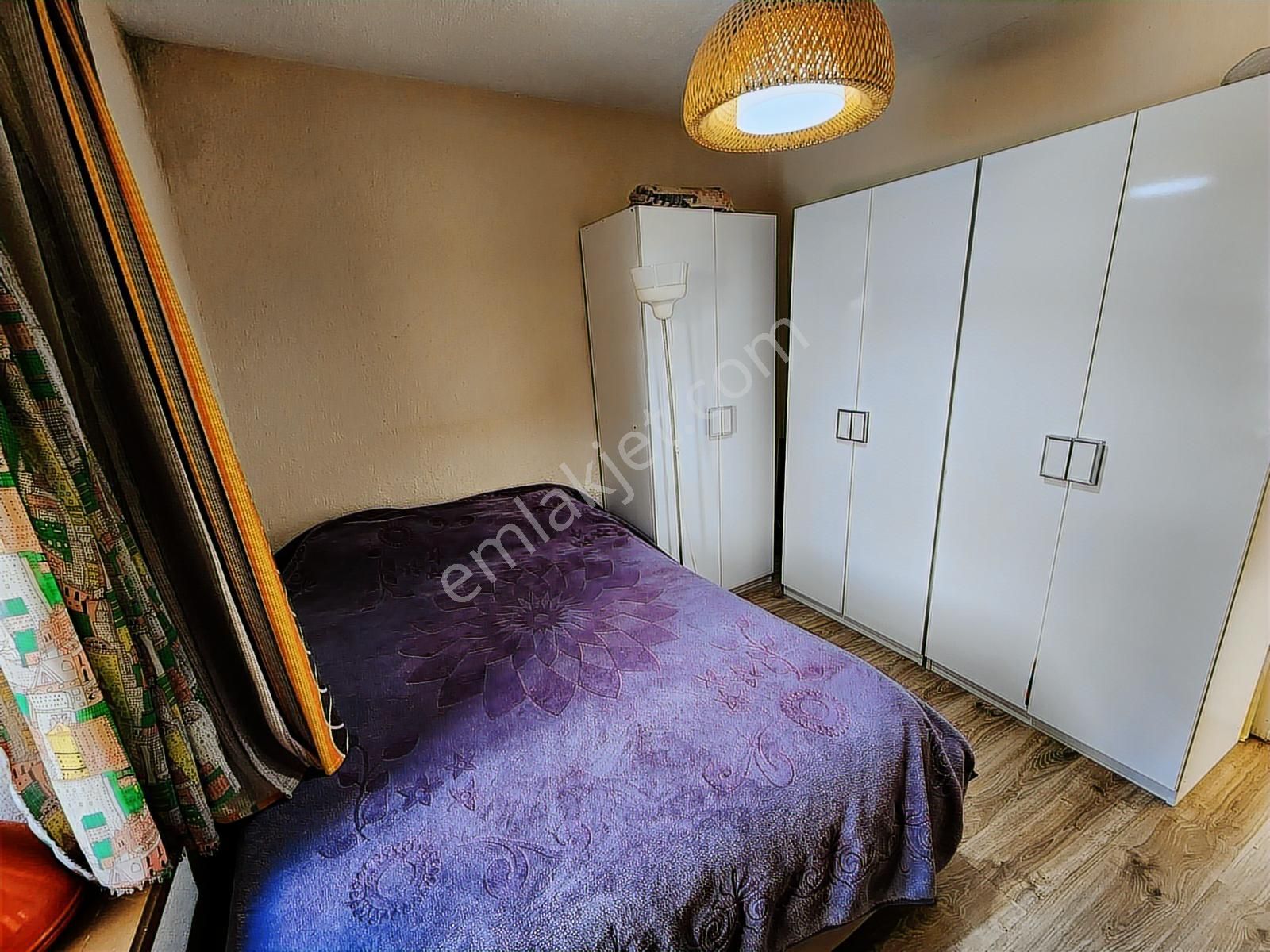 Bornova Yakaköy Merkez Satılık Taş Villa - Görsel 21