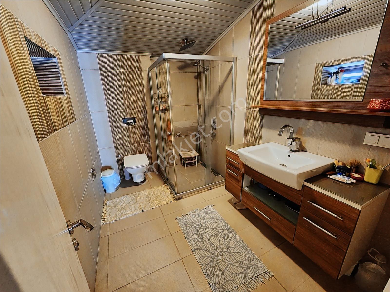 Bornova Yakaköy Merkez Satılık Taş Villa - Görsel 32