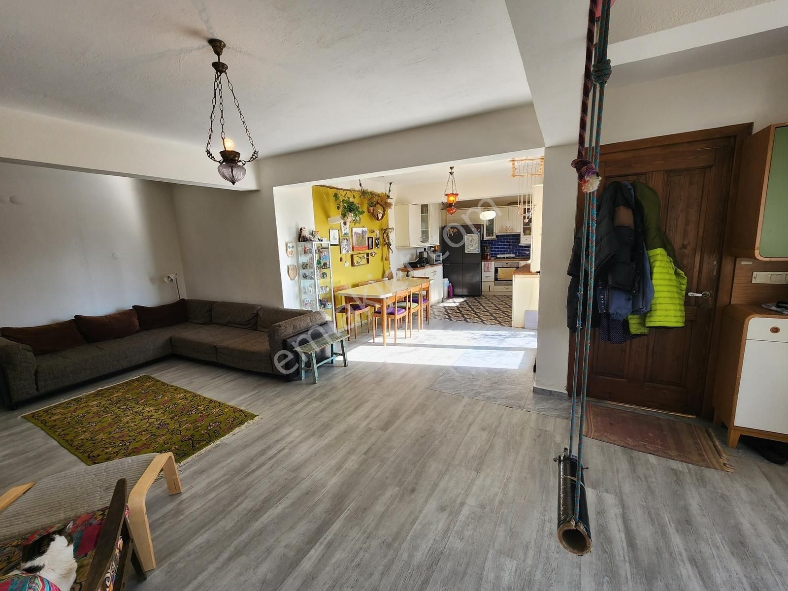 Bornova Yakaköy Merkez Satılık Taş Villa - Görsel 34