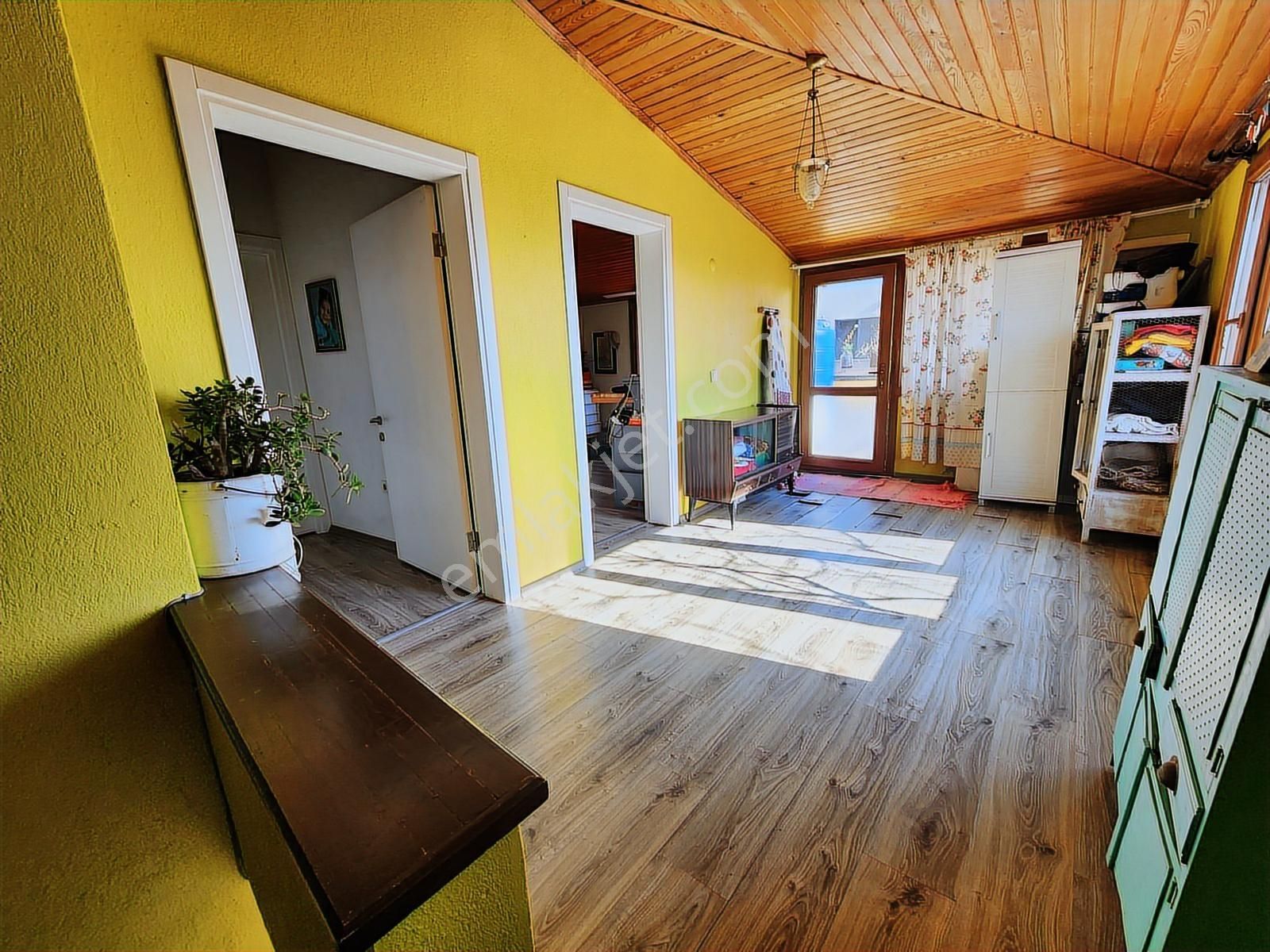 Bornova Yakaköy Merkez Satılık Taş Villa - Görsel 31