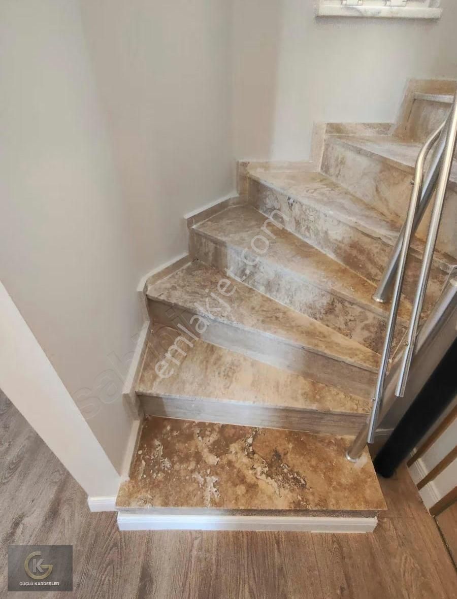 Güçlü Kardeşler Altınolukda Full Manzaralı Fırsat 3+1 Villa - Görsel 11