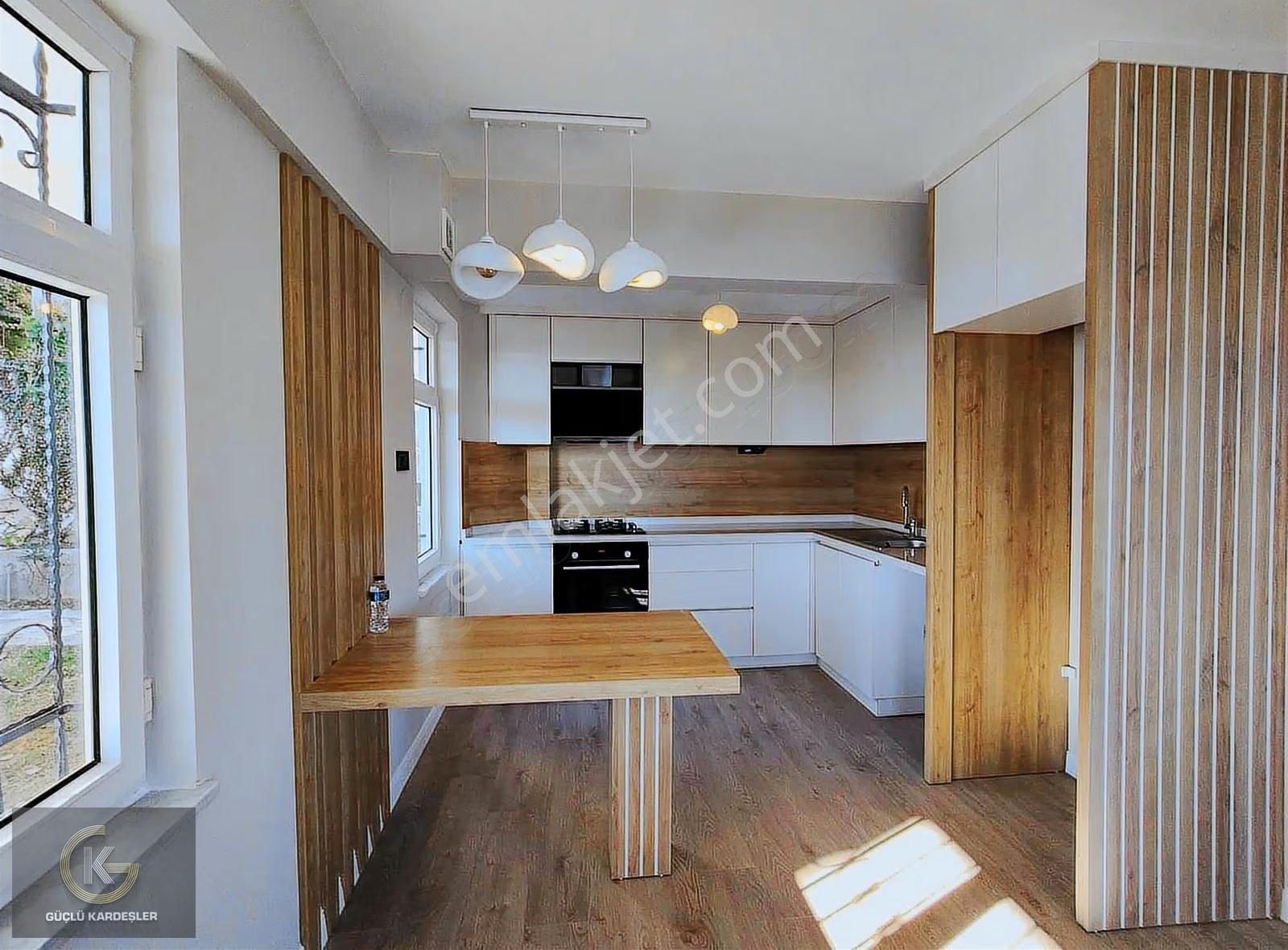 Güçlü Kardeşler Altınolukda Full Manzaralı Fırsat 3+1 Villa - Görsel 26