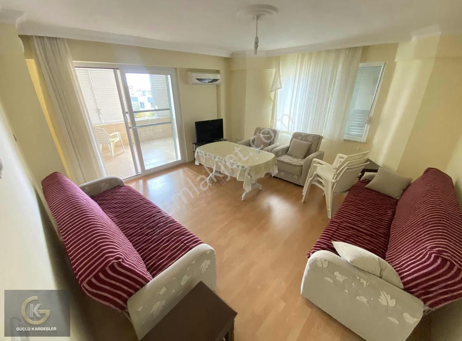 Güçlü Kardeşler Havuzlu Site İçerisinde 3+1 Orta Kat Daire - Görsel 3