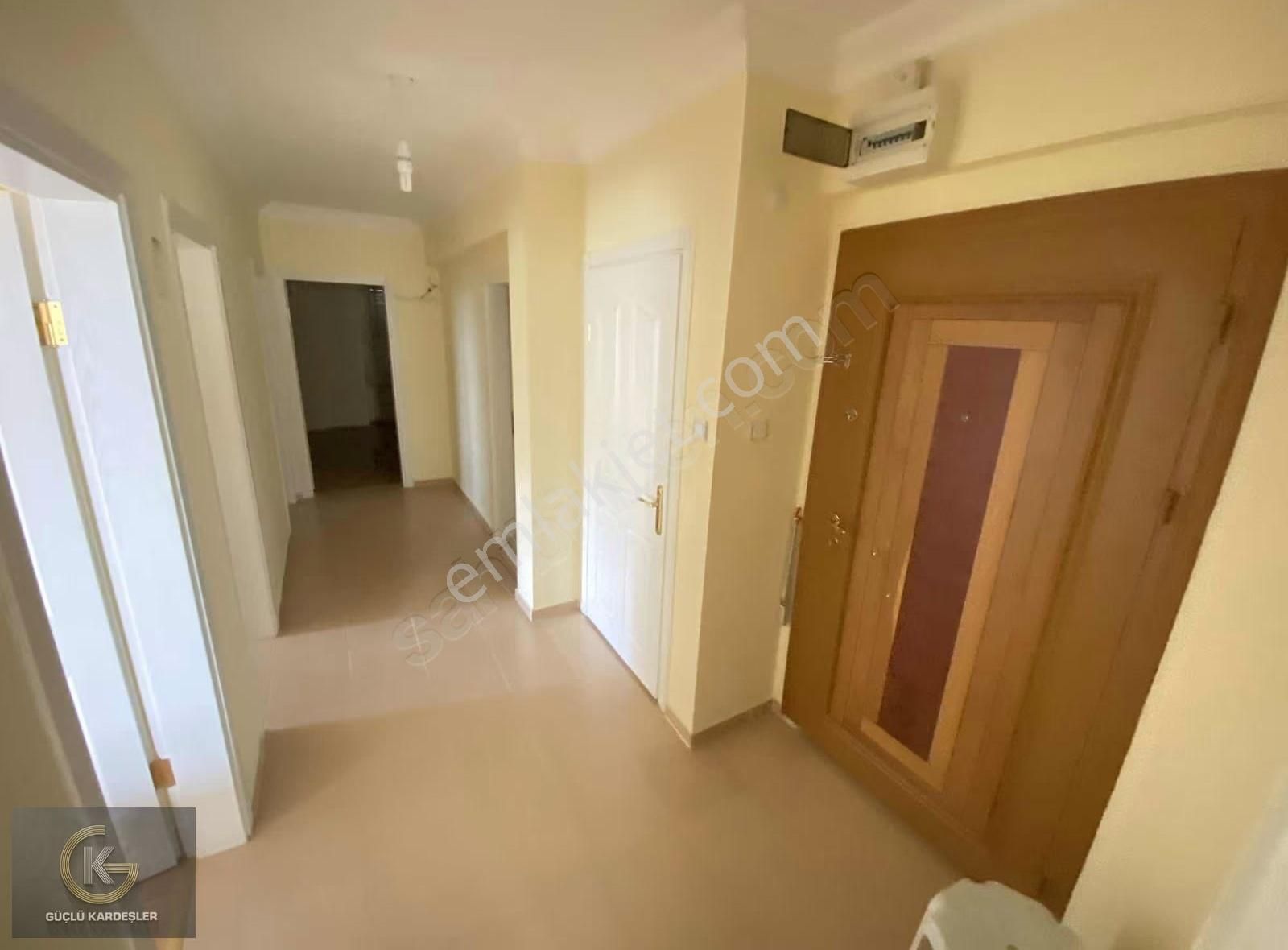 Güçlü Kardeşler Havuzlu Site İçerisinde 3+1 Orta Kat Daire - Görsel 29