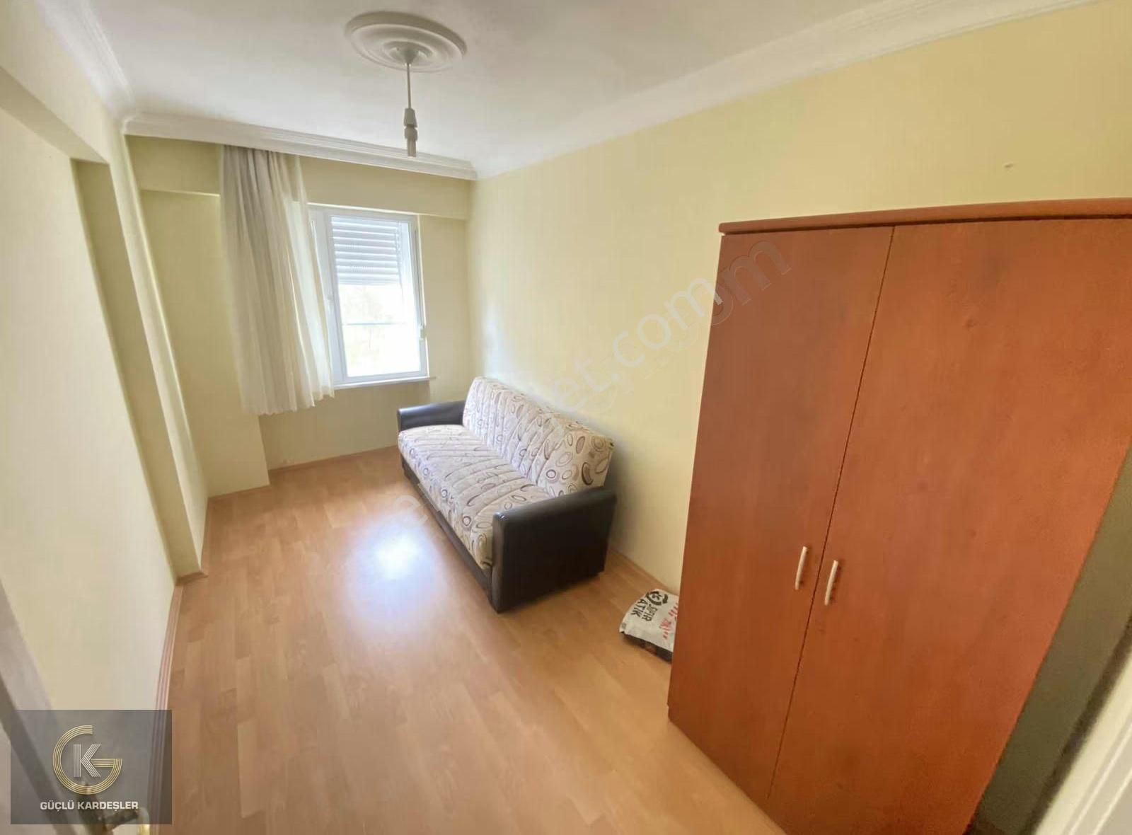 Güçlü Kardeşler Havuzlu Site İçerisinde 3+1 Orta Kat Daire - Görsel 25