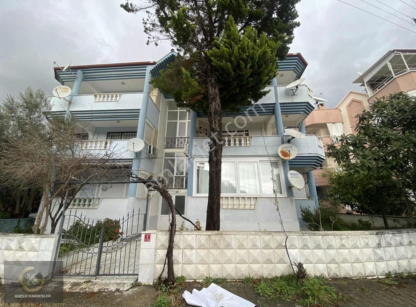 Güçlü Kardeşler Merkezi Konum 2+1 Ayrı M. Orta Kat Daire - Görsel 5