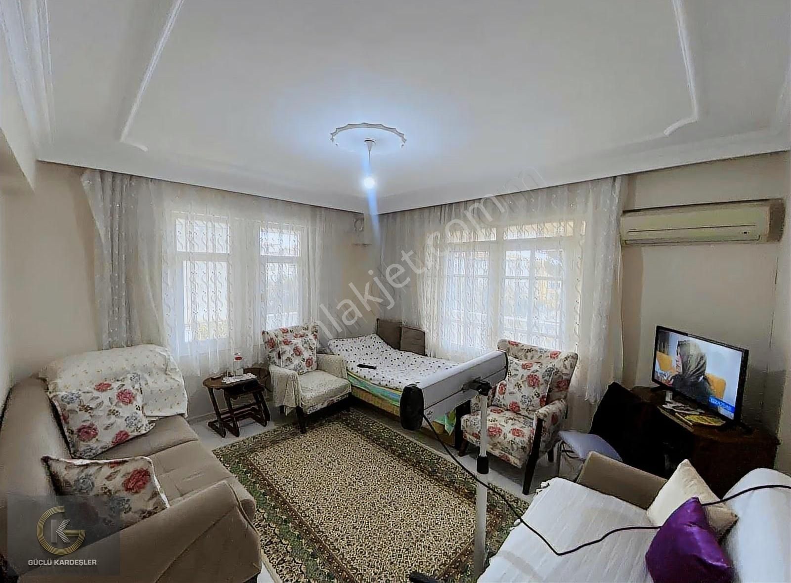 Güçlü Kardeşler Merkezi Konum 2+1 Ayrı M. Orta Kat Daire - Görsel 21