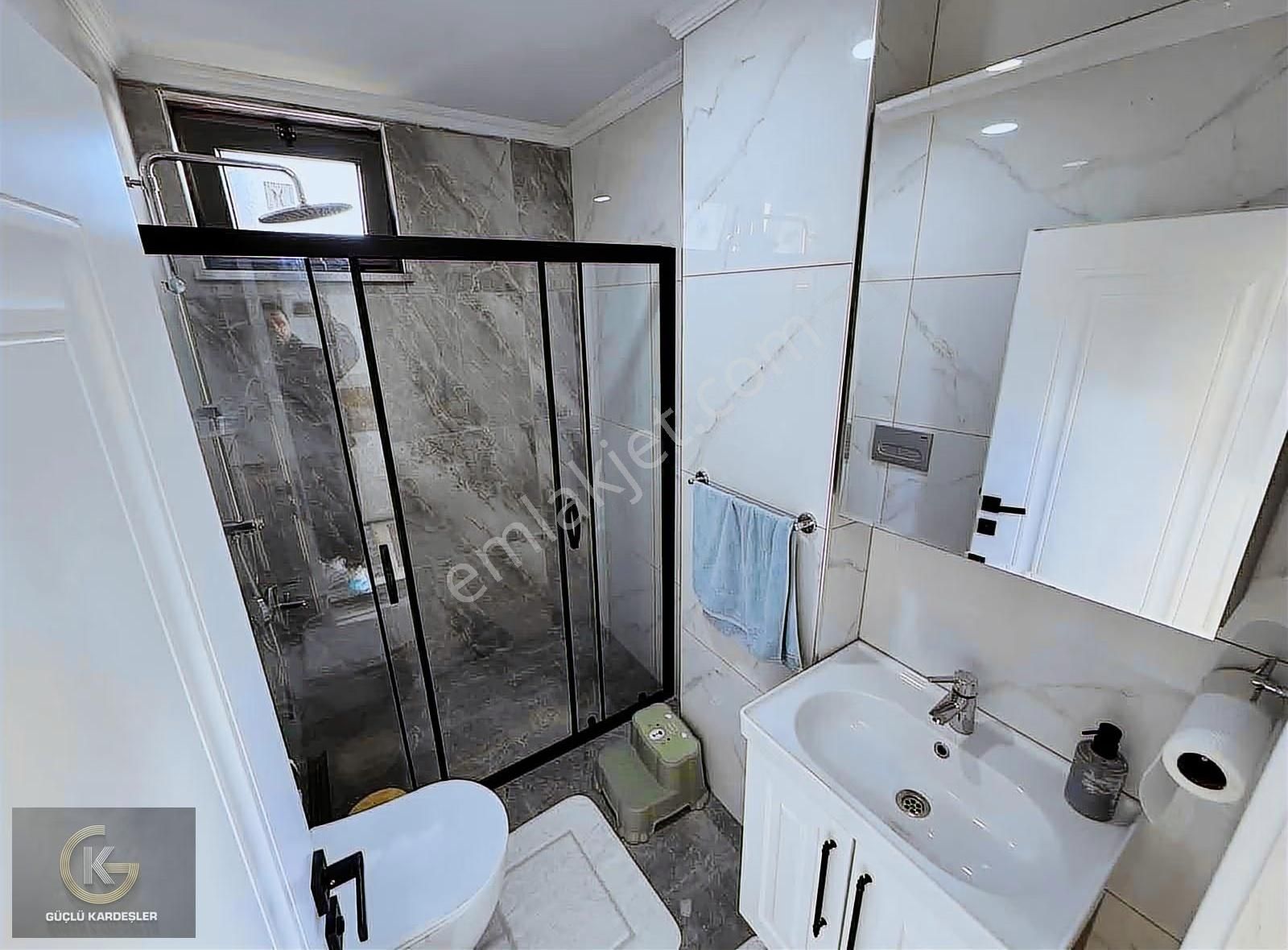Güçlü Kardeşler Havuzlu Butik Site İçerisinde 3+1 Lüks Villa - Görsel 5