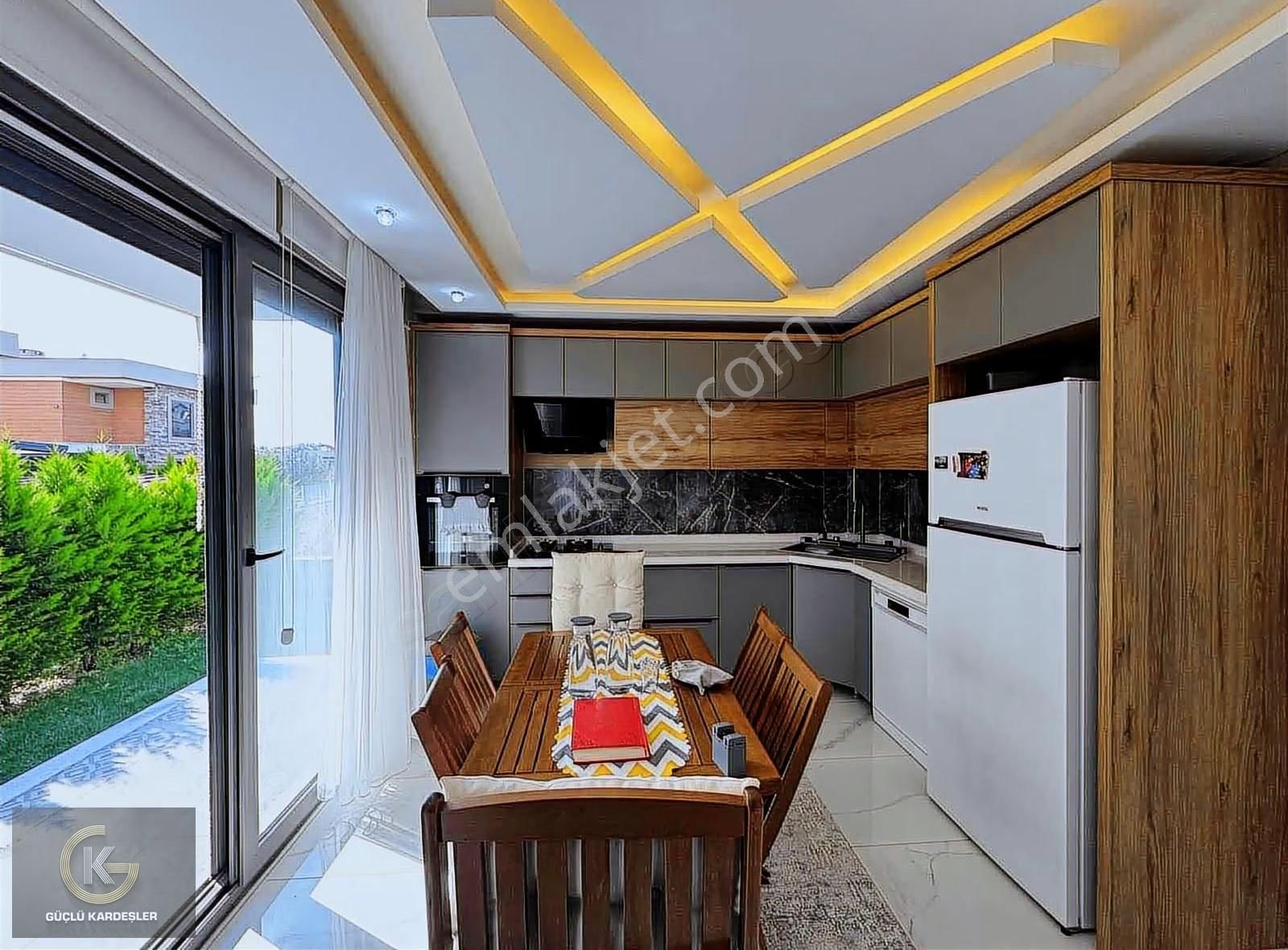 Güçlü Kardeşler Havuzlu Butik Site İçerisinde 3+1 Lüks Villa - Görsel 30