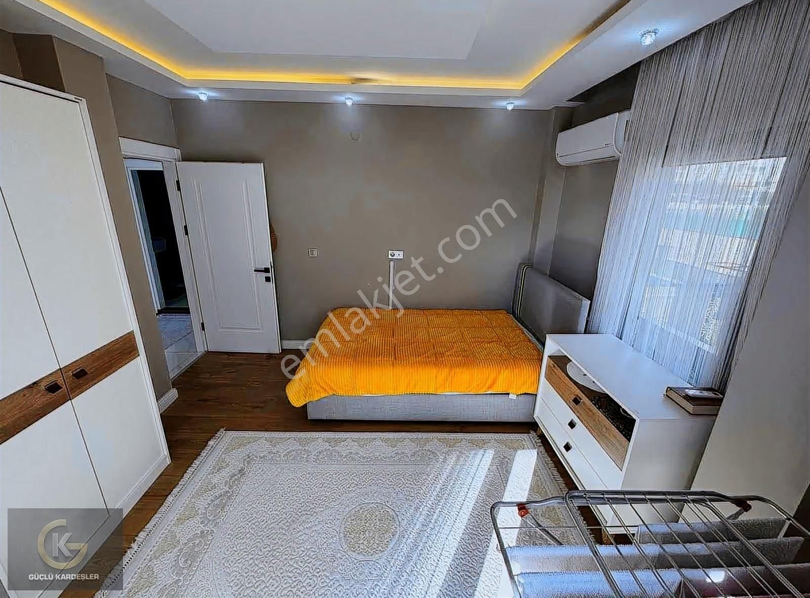 Güçlü Kardeşler Havuzlu Butik Site İçerisinde 3+1 Lüks Villa - Görsel 11