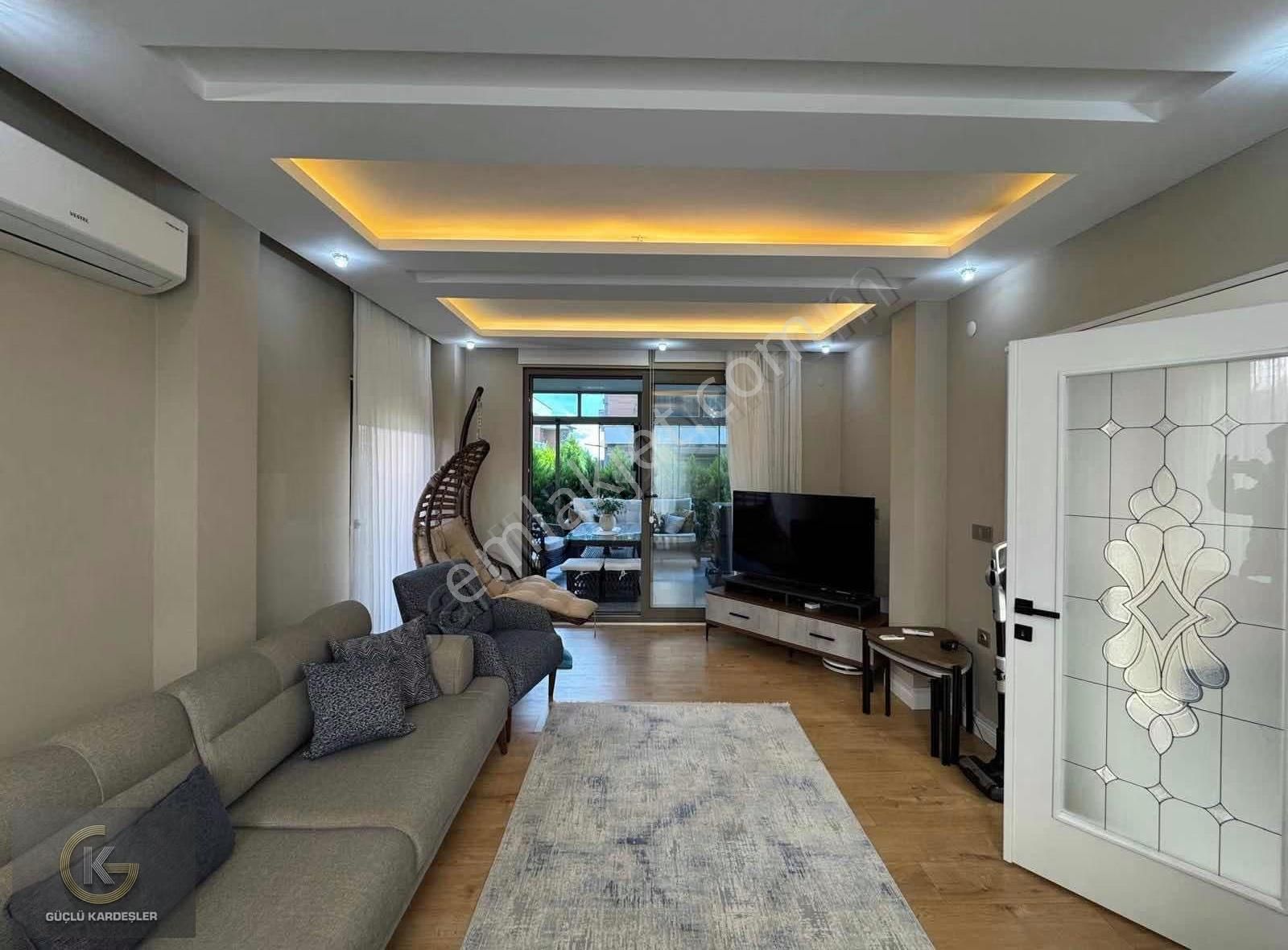 Güçlü Kardeşler Havuzlu Butik Site İçerisinde 3+1 Lüks Villa - Görsel 13