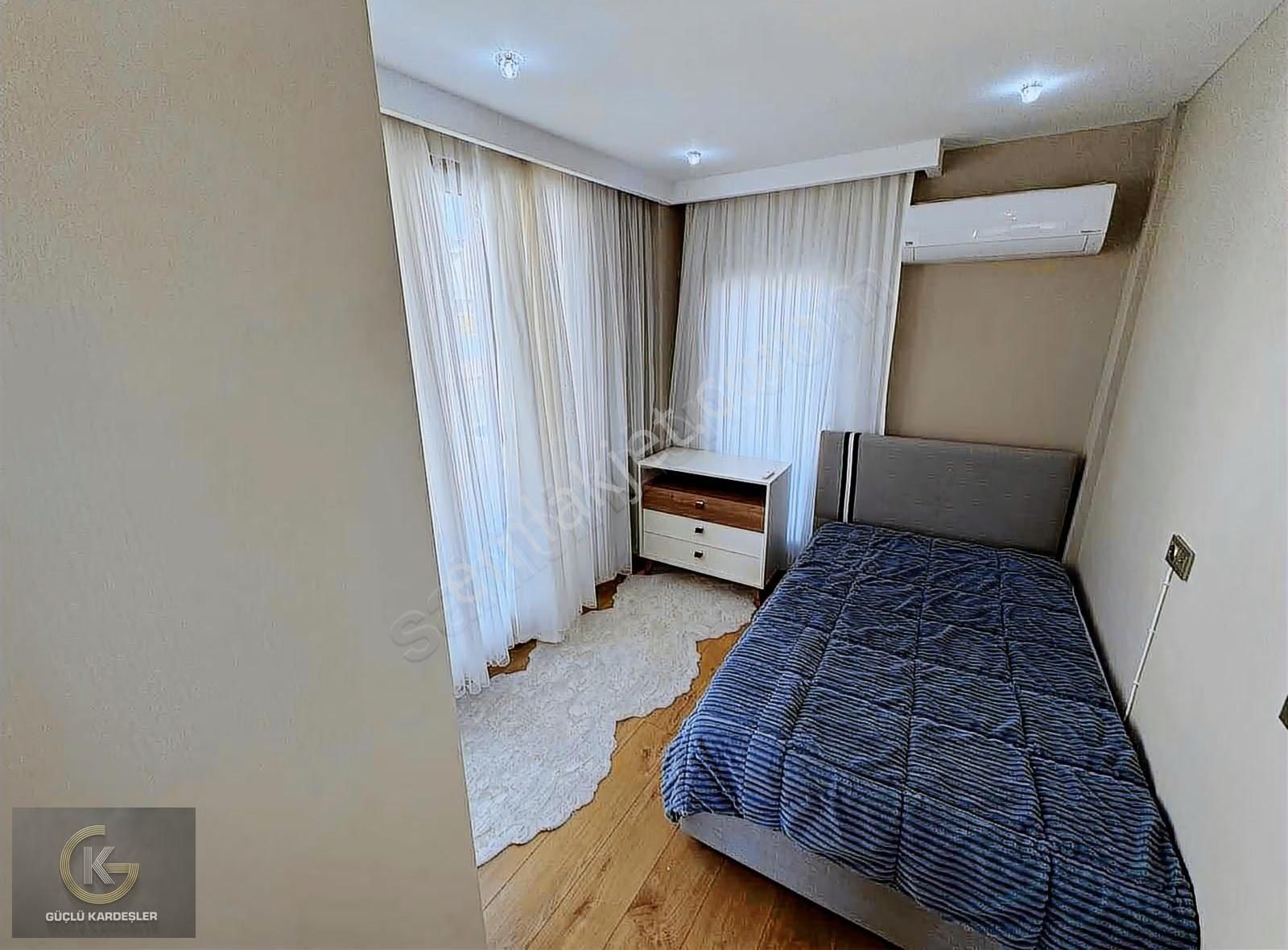 Güçlü Kardeşler Havuzlu Butik Site İçerisinde 3+1 Lüks Villa - Görsel 21