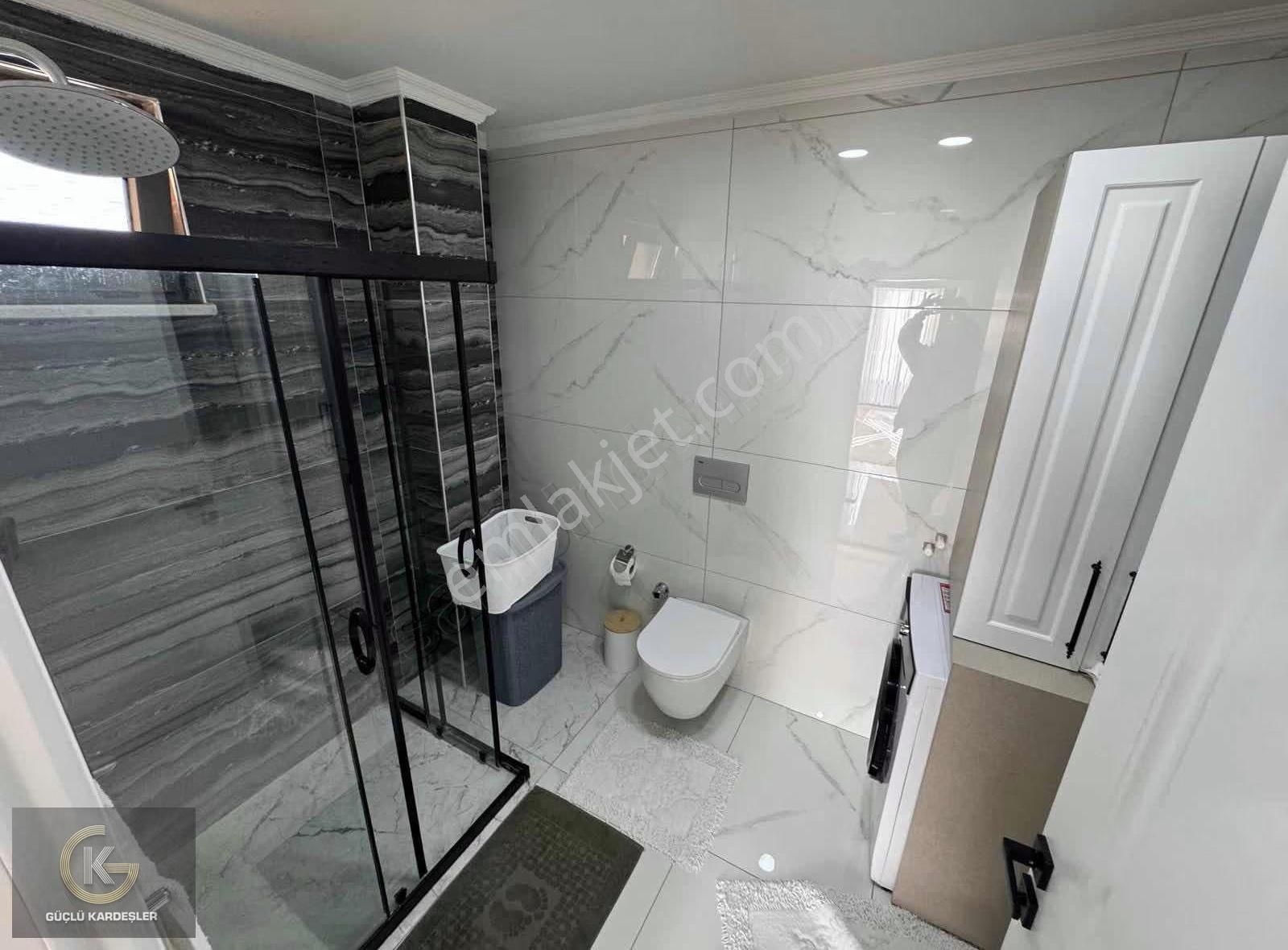 Güçlü Kardeşler Havuzlu Butik Site İçerisinde 3+1 Lüks Villa - Görsel 12