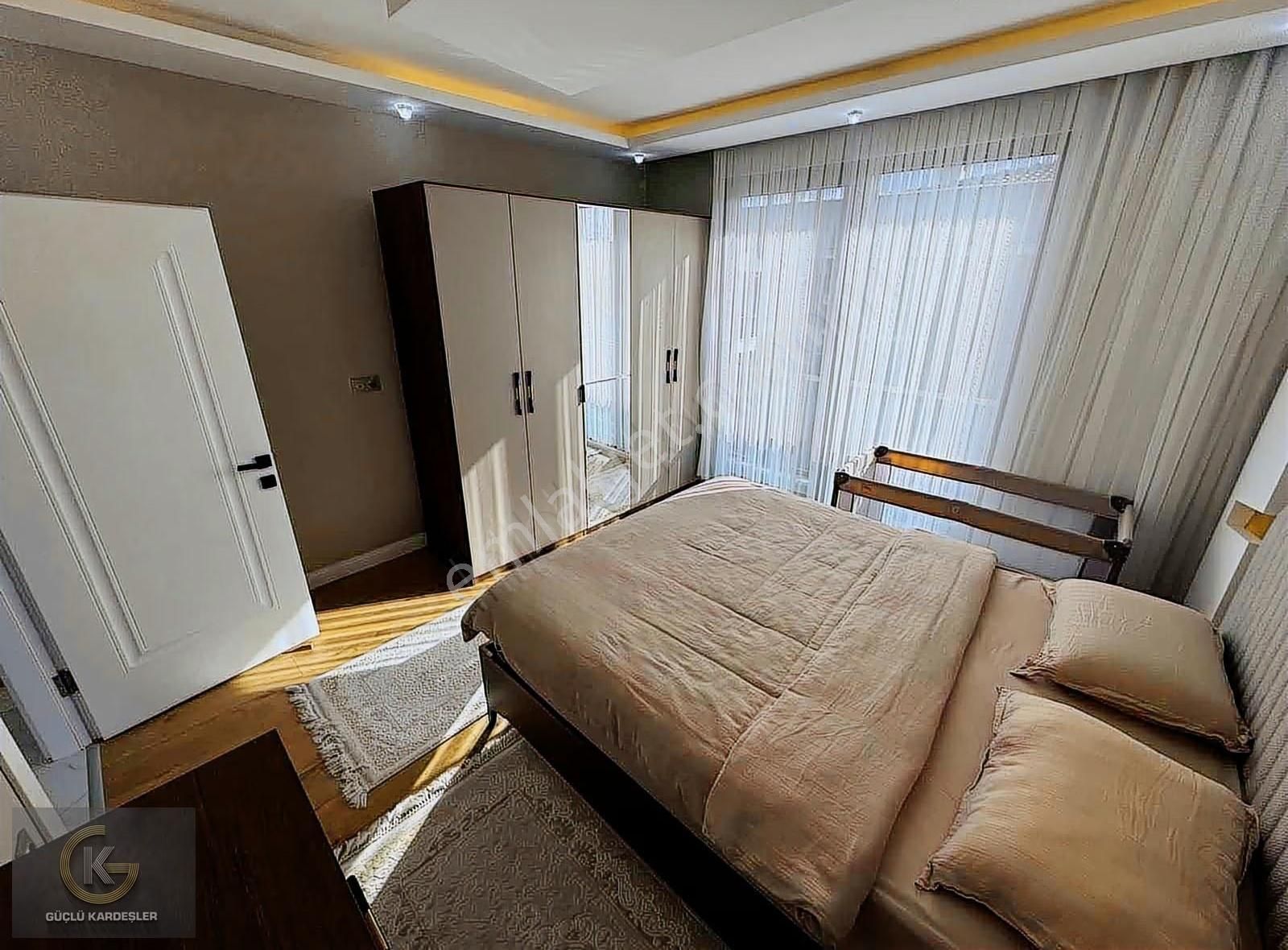 Güçlü Kardeşler Havuzlu Butik Site İçerisinde 3+1 Lüks Villa - Görsel 16