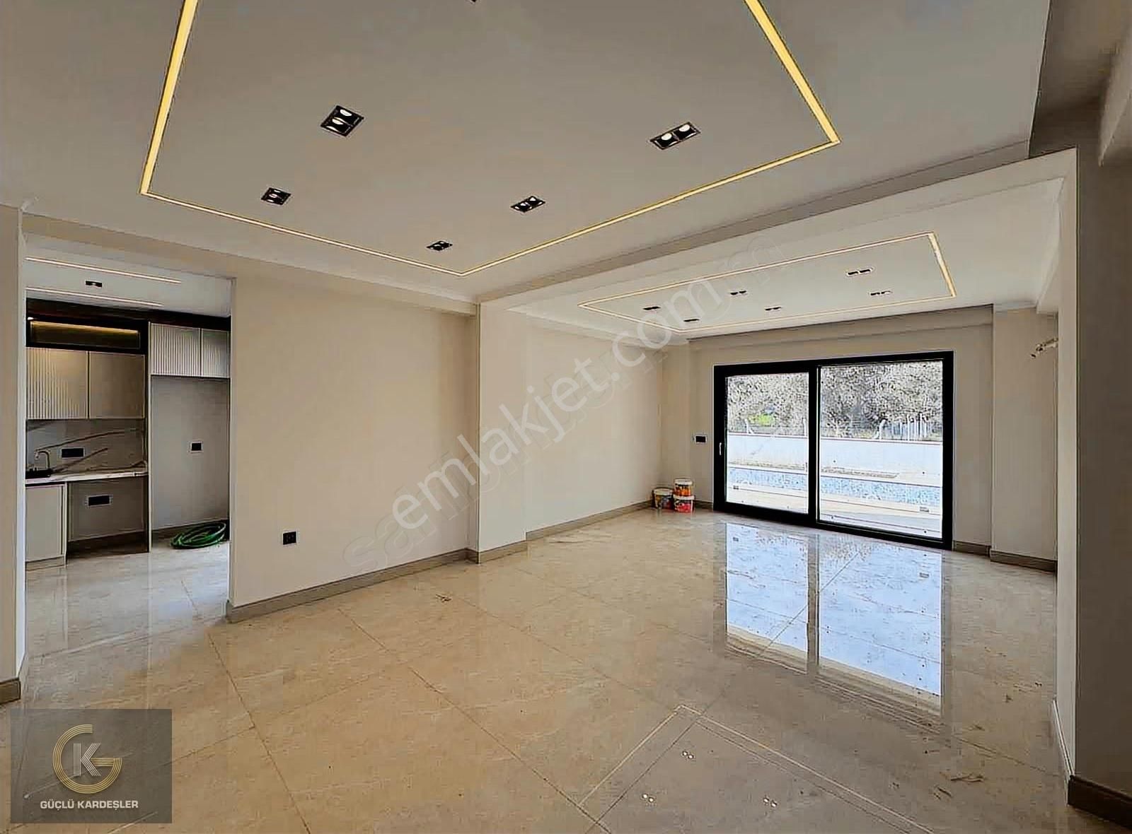 Güçlü Kardeşler 400m2 Arsa İçerisinde Özel Havuzlu Lüks Villa - Görsel 22