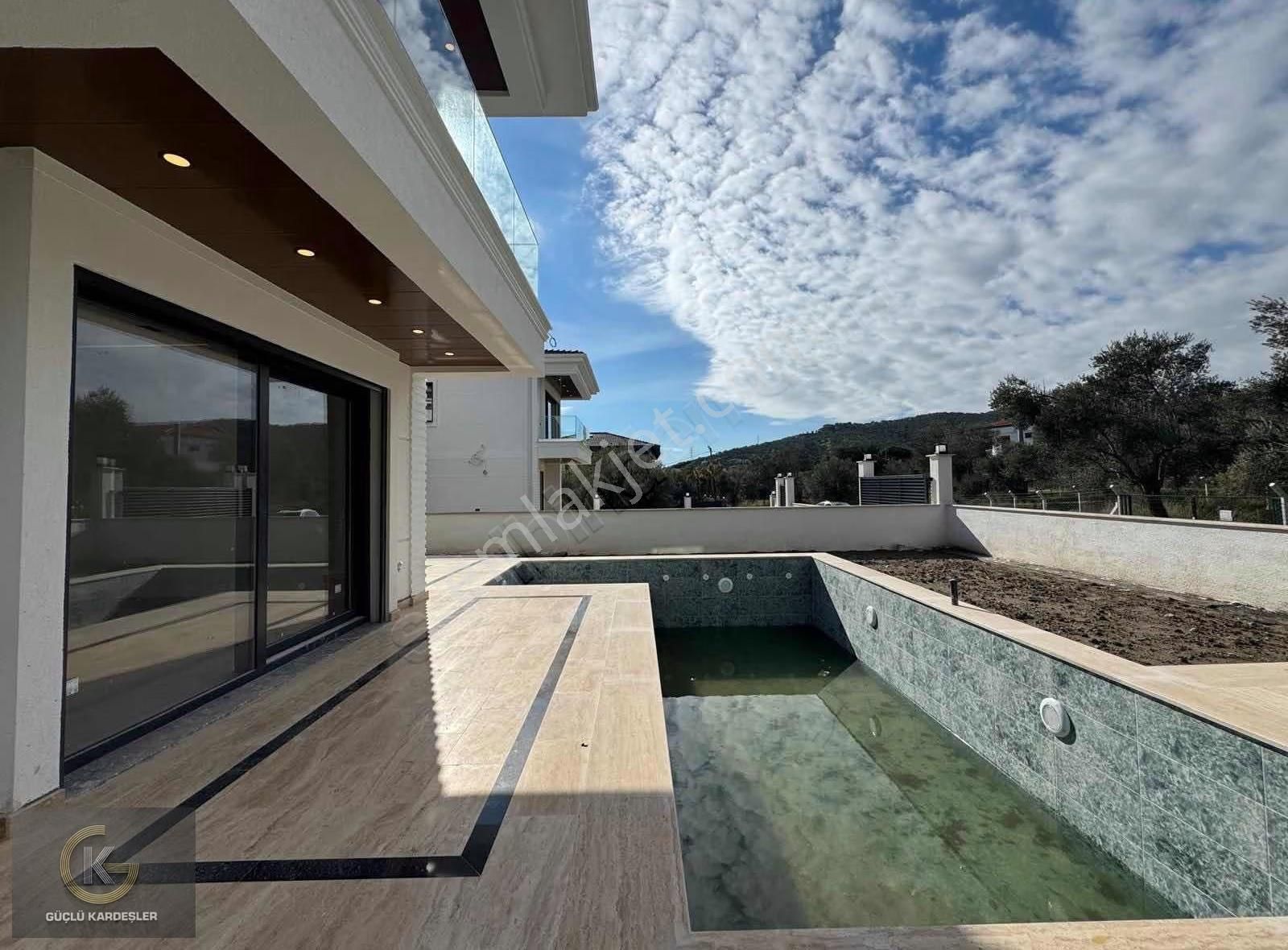 Güçlü Kardeşler 400m2 Arsa İçerisinde Özel Havuzlu Lüks Villa - Görsel 29