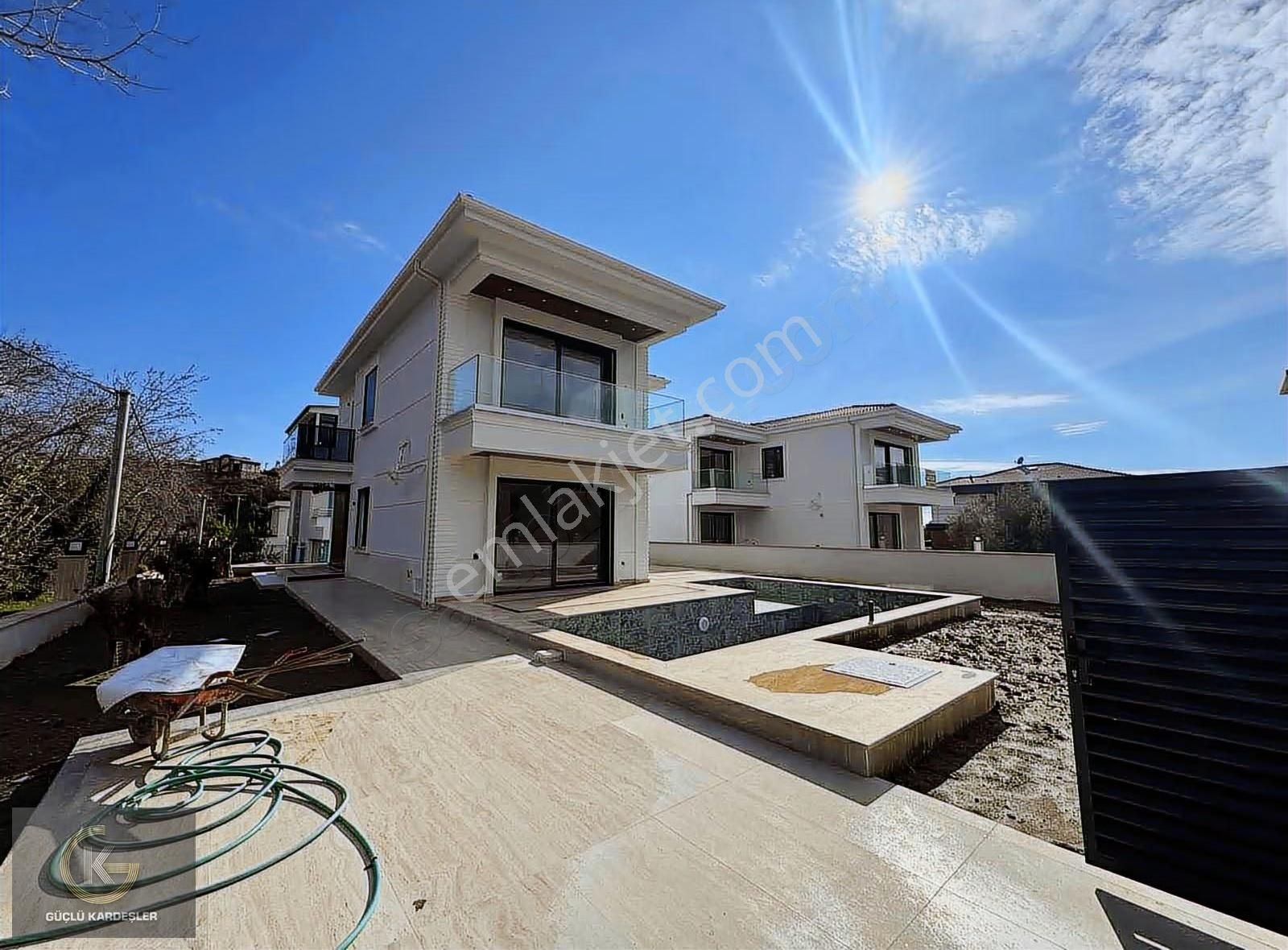 Güçlü Kardeşler 400m2 Arsa İçerisinde Özel Havuzlu Lüks Villa - Görsel 28