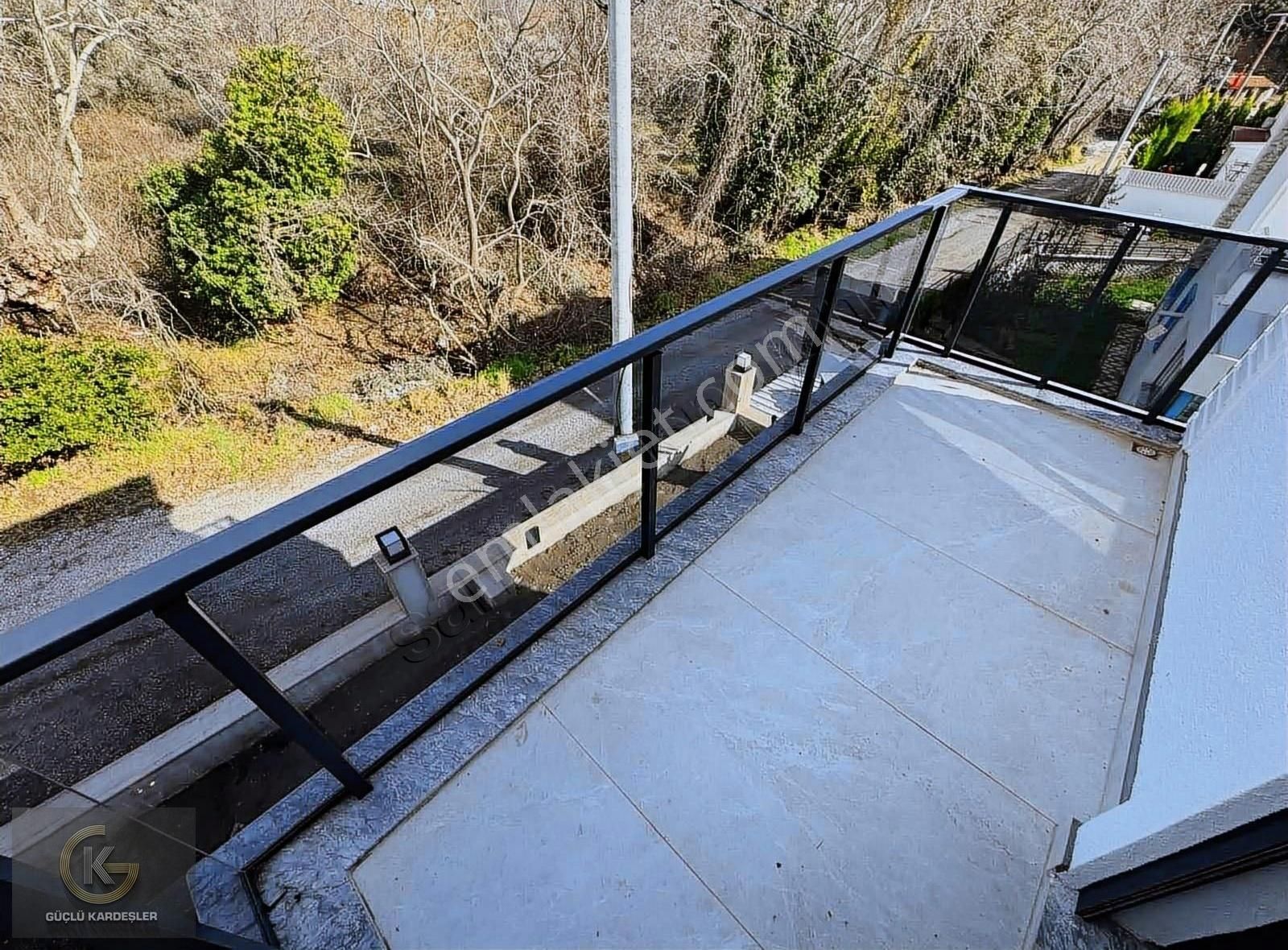 Güçlü Kardeşler 400m2 Arsa İçerisinde Özel Havuzlu Lüks Villa - Görsel 16