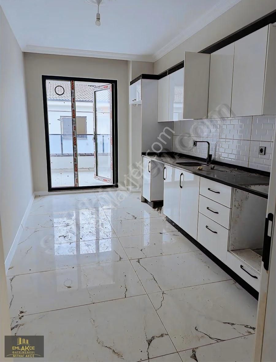 Emlakçe G.y.m Den Fatihte Satılık 3+1 Daire - Görsel 8