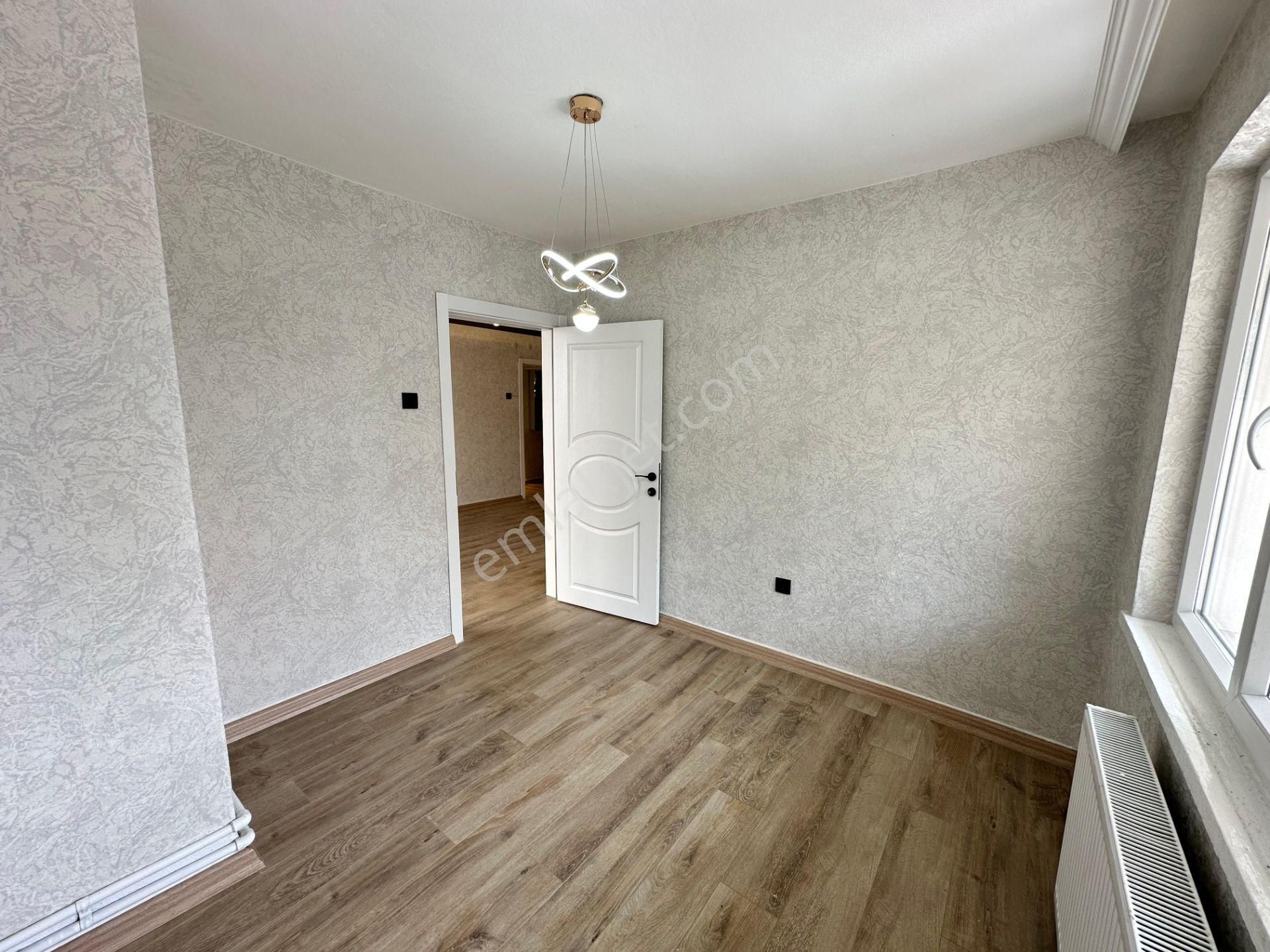 Uzman Emlak Ofisinden Aşağı Eğlence Göbek Yakını Full Yapılı 3+1 Daire - Görsel 5