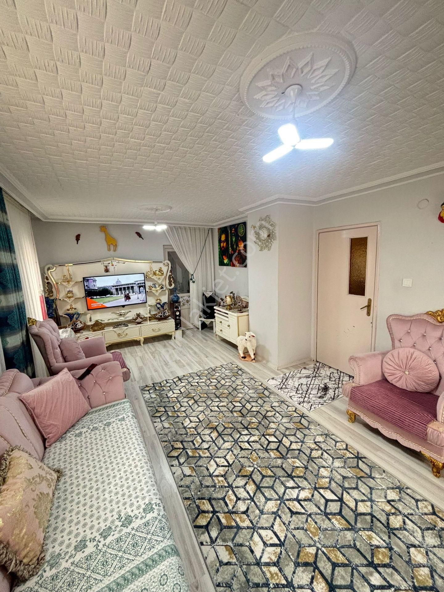 Mamak - Başak Mahallesinde Katta 3 Cepheli 3 Balkonlu 2+1 Satılık Daire !!! - Görsel 4