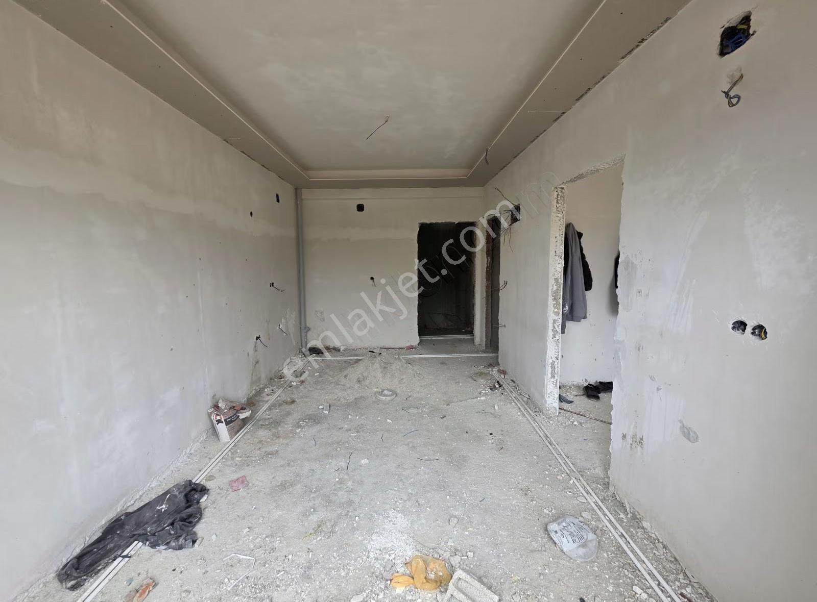 Gültepe Mahallesi Satılık 1+1 Yatay Mimari Güney Cepheli Daire - Görsel 8