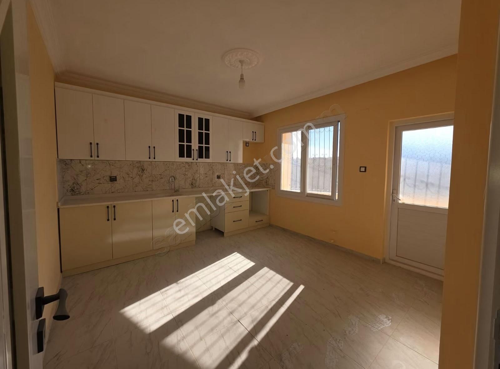 Güzelevler Mahallesi Satılık 2 Katlı Yeni Yapı Ful+ful Müstakil - Görsel 9