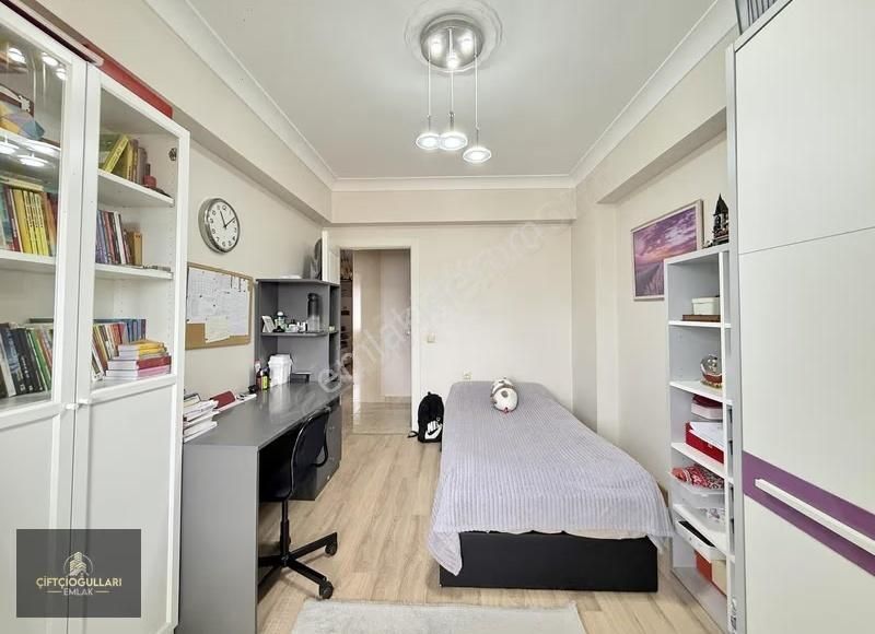 Çiftçioğullarından▃hastane Yanı Lüx Sitede K.otoparklı 3+1 Daire - Görsel 3