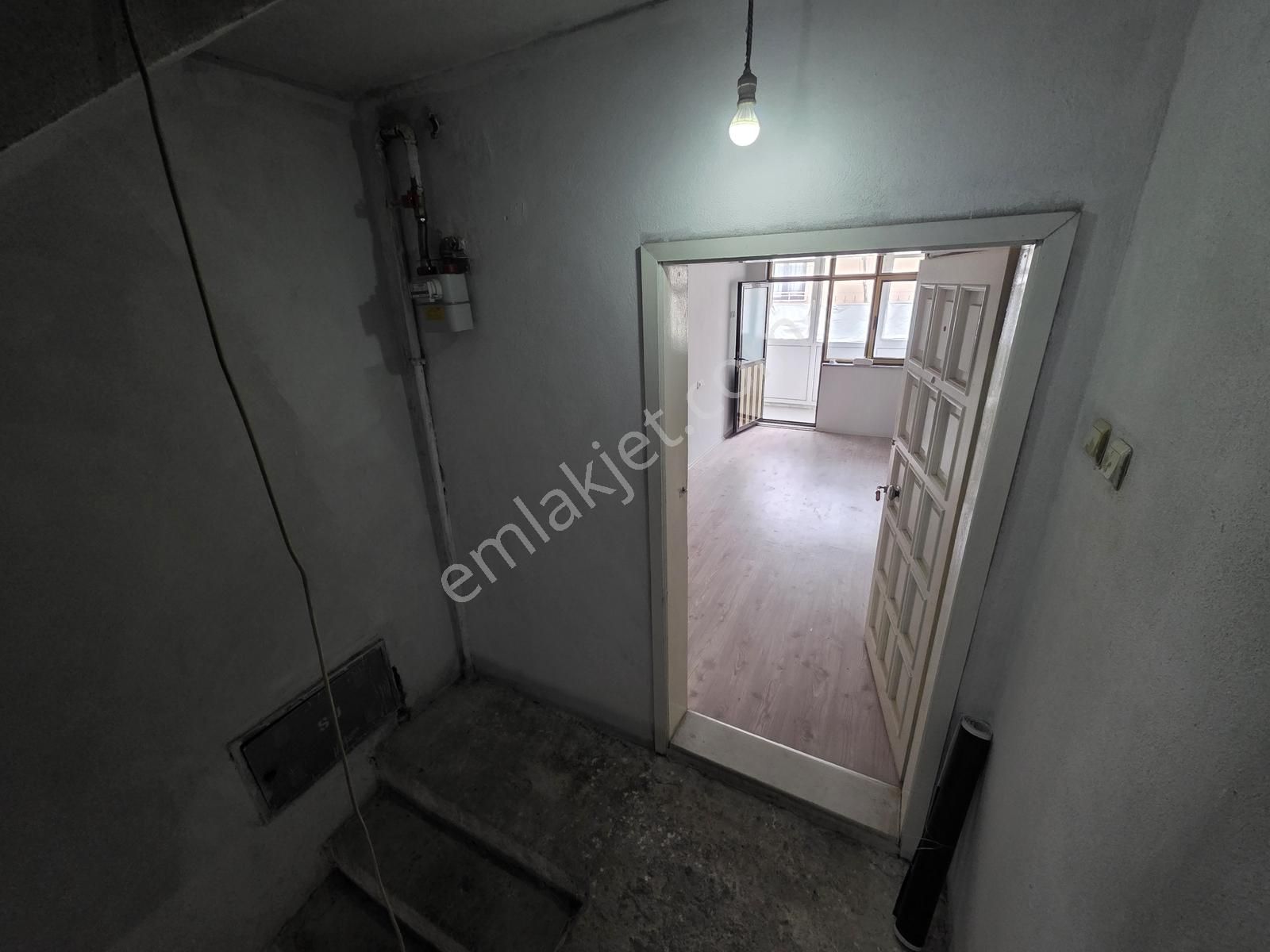 Ortabağlar Mahalle'sinde 2+1 Kiralık Daire - Görsel 2