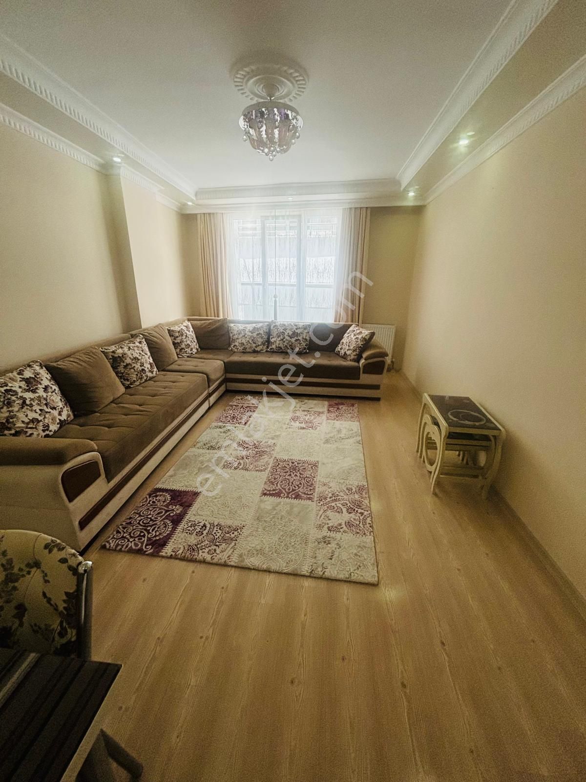 Esenyurt İnönü Mah Kiralık Daire 2+1 Eşyalı Tabela Da