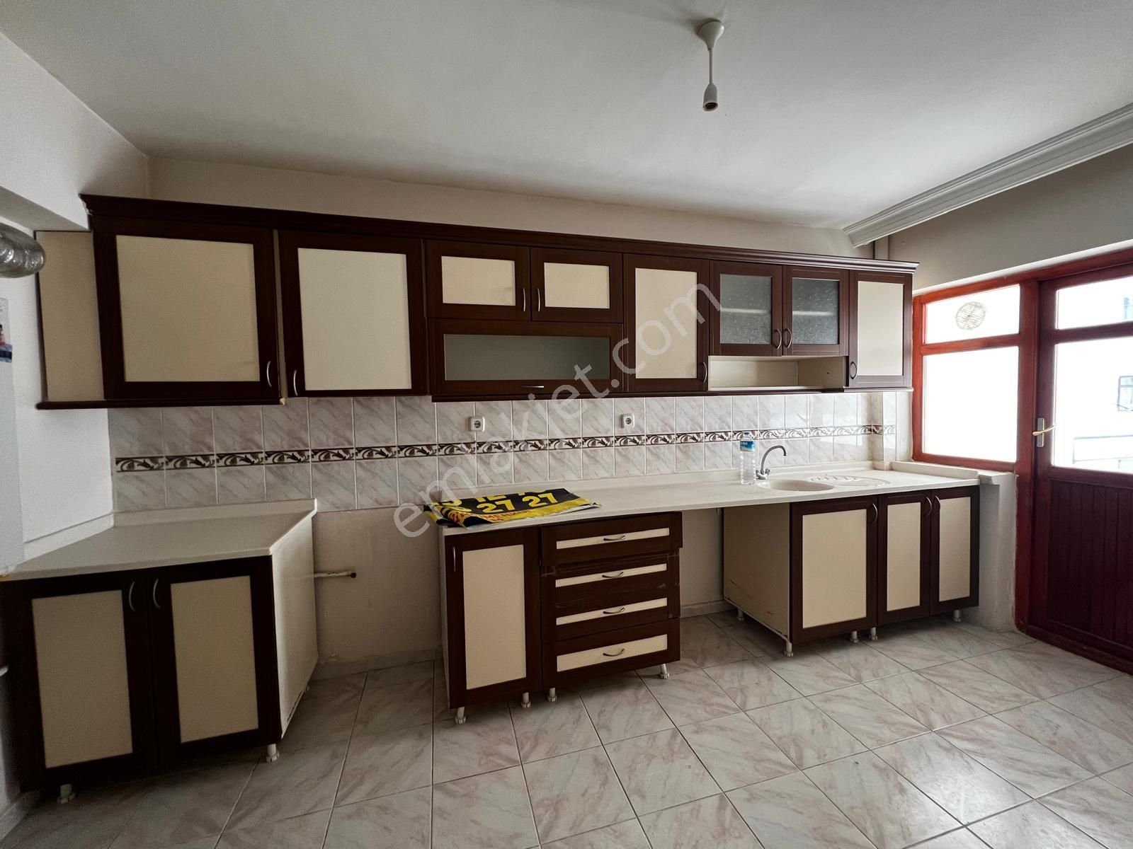 Kalecik Emlak'tan Protokol Yol Yakını Asansörlü 3+15.kat Site Dairesi