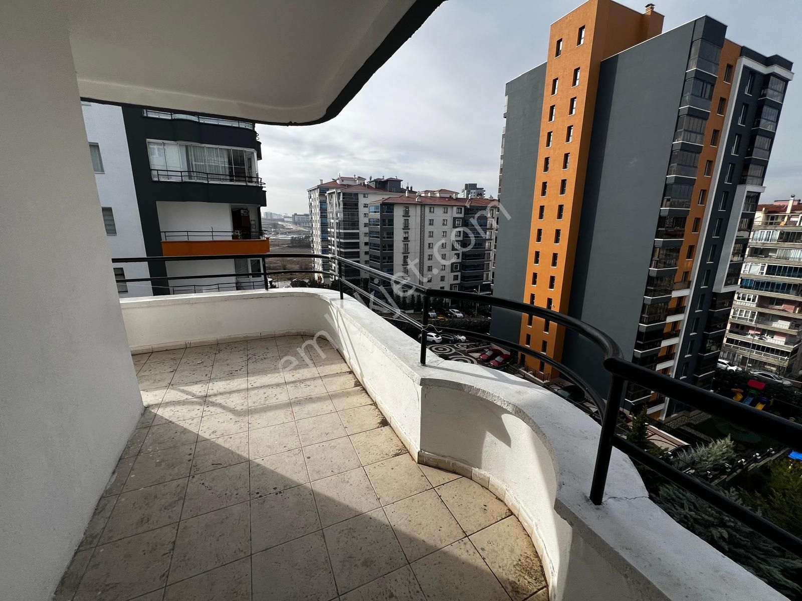 Kalecik Emlak'tan Protokol Yol Yakını Asansörlü 3+15.kat Site Dairesi - Görsel 25