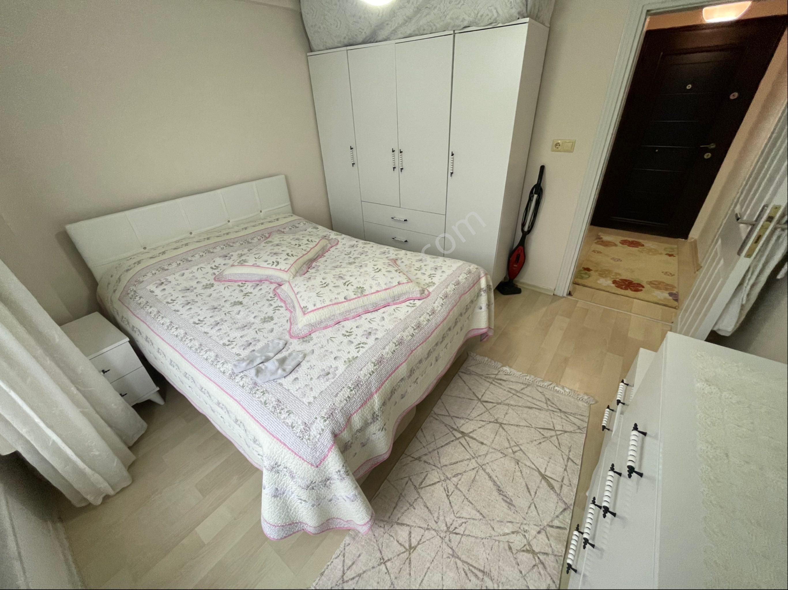 Bavulunu Al Gel Havuzlu Sitede Ara Kat Açık Cephe Kombi Petekli Eşyalı Cam Balkonlu Masrafsız Daire - Görsel 10