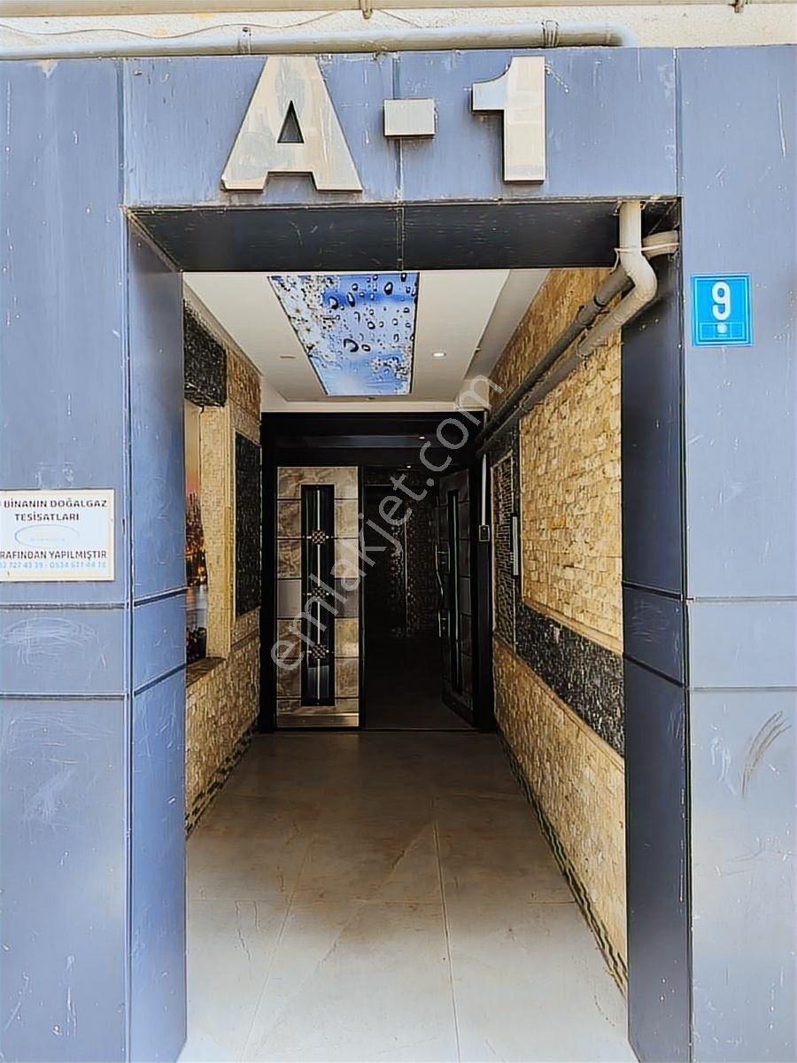 2+1 Site İçinde Eşyaları İle Birlikte Satılık. Son Fiyat - Görsel 3