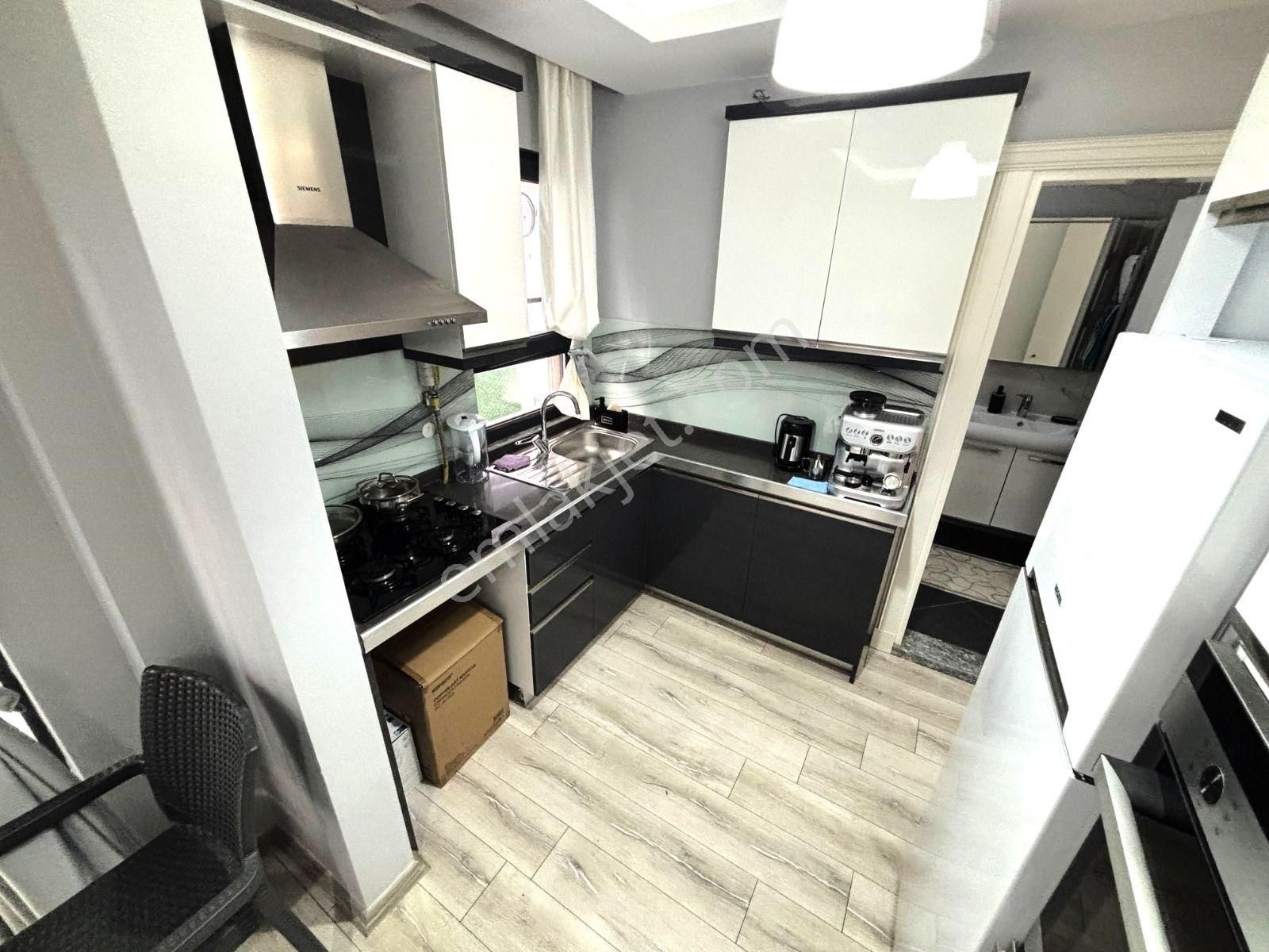 Gürsoy'dan Havuz Manzaralı Ferah 1+1 Daire - Görsel 13