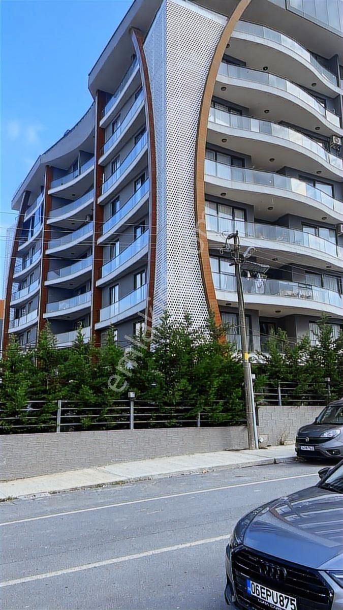 Çerkezköy Tepe'de 3+1 Site İçerisinde Acil Satılık - Görsel 3