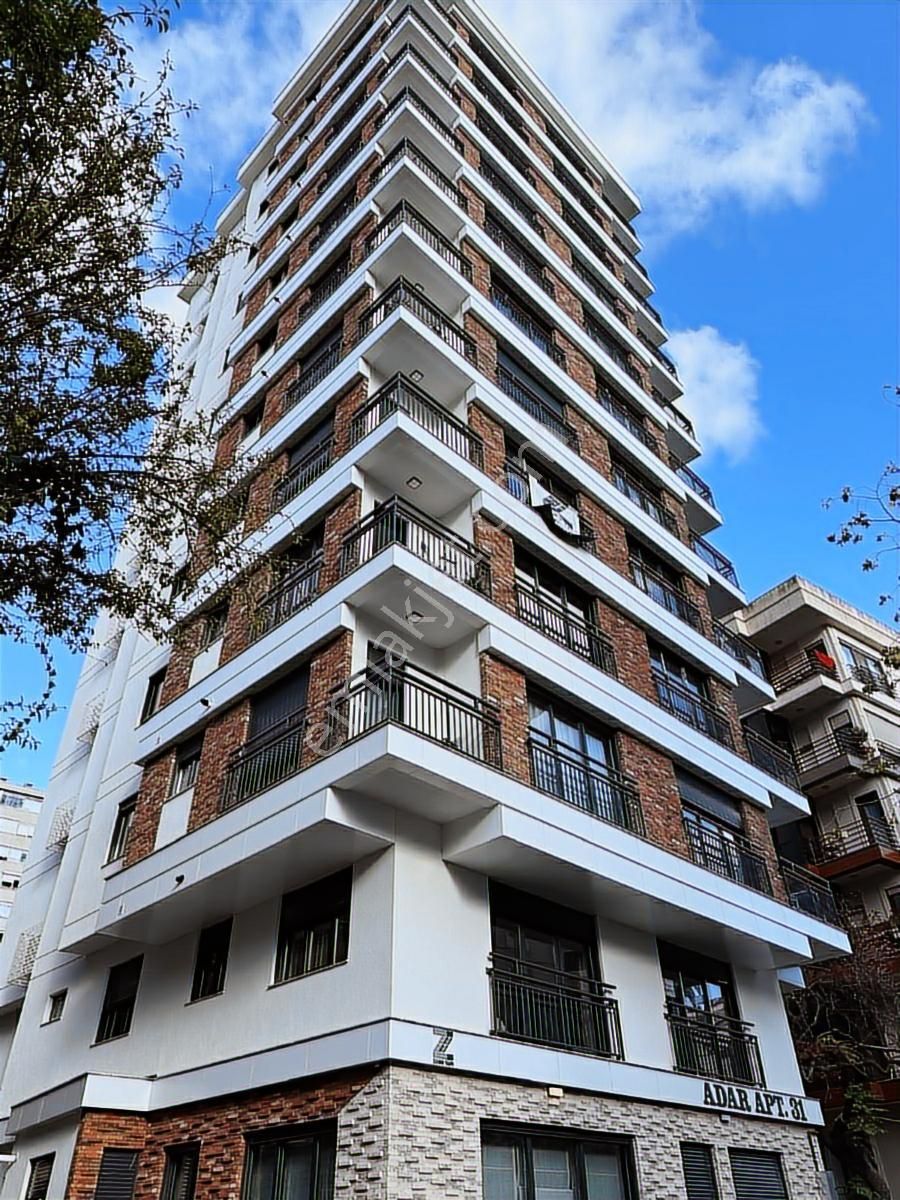 İstanbul Kadıköy'de Suadiye'de 2+1 Yeni Bina Muhteşem Daire