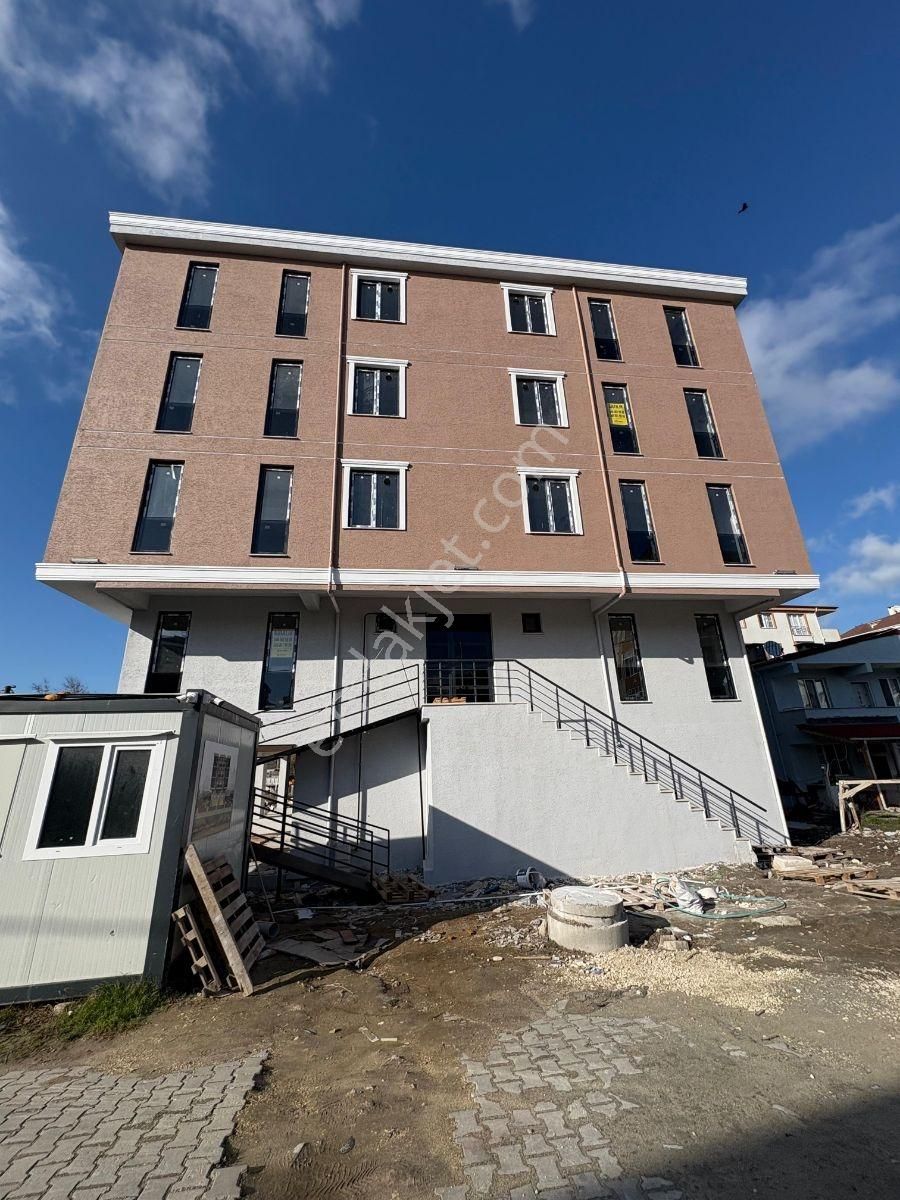 Veliköy Mahallesi'nde 2+0 Sıfır Daire