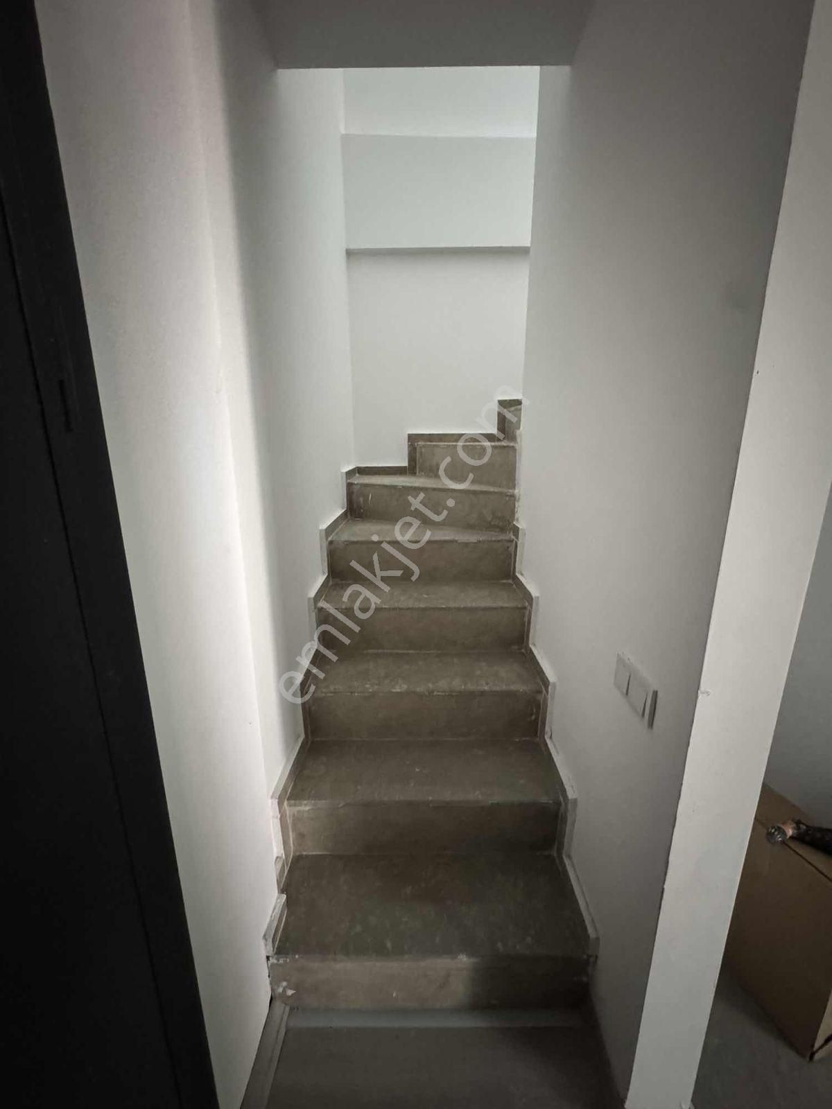 Sema Yazar Arkası Satılık 3+1 Dubleks 140 M2 - Görsel 3