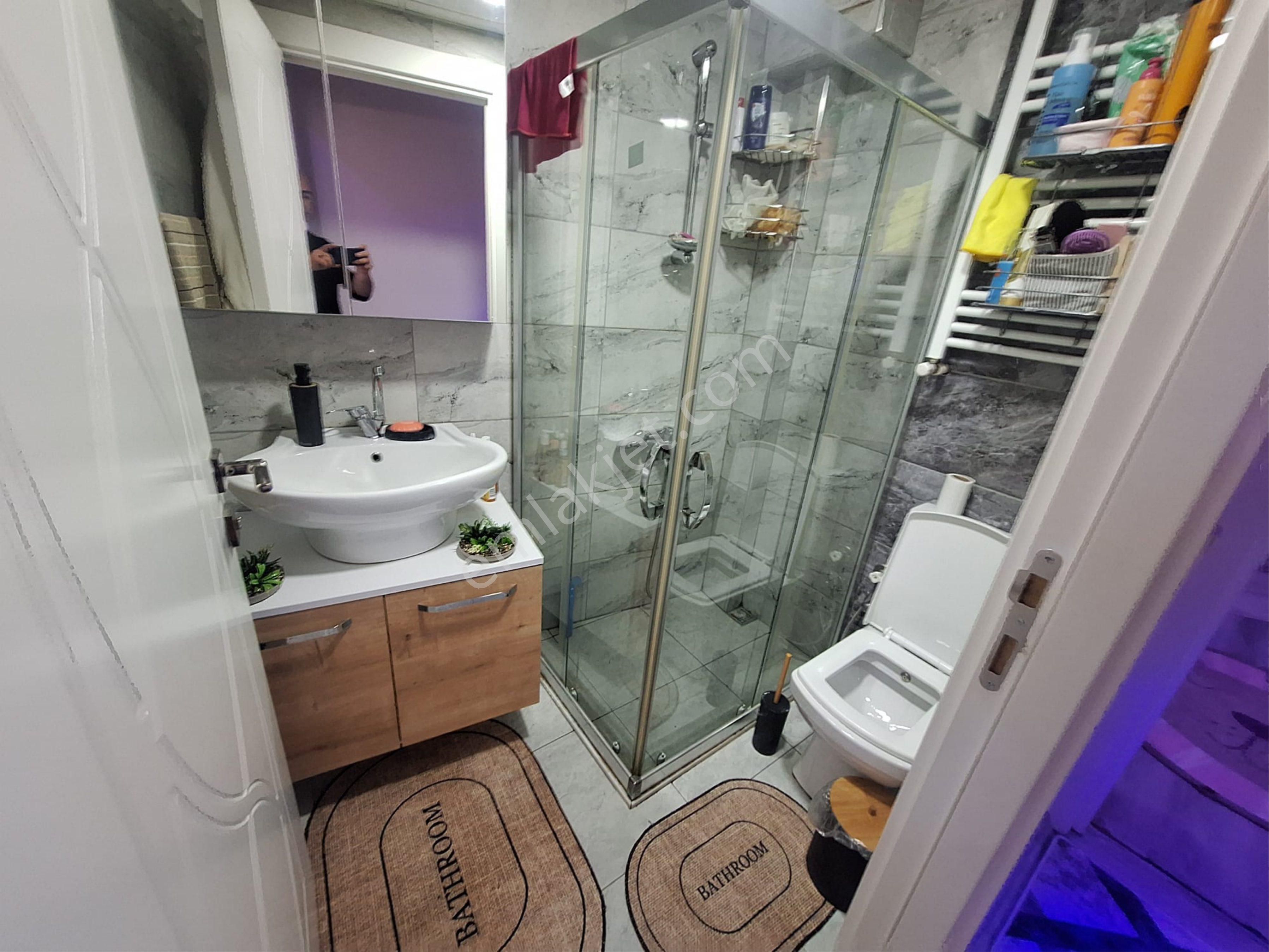 Karabağlar Yunus Emre Kapalı Pazaryeri Karşısında Kiralık Daire - Görsel 20