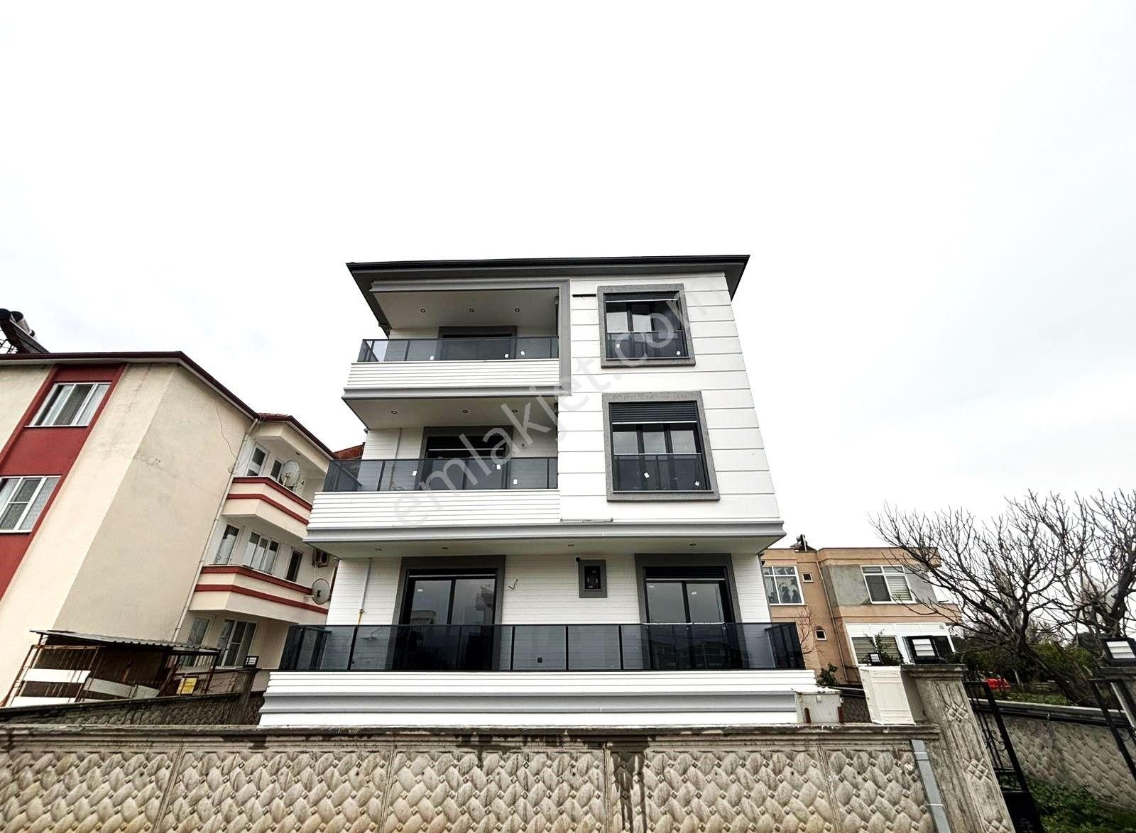 Edremit Cennetayağın'da Aygülden Kaçmaz Bir Fırsat Daha Sıfır Ön Cephe 3+1satılık Ters Dubleks Daire