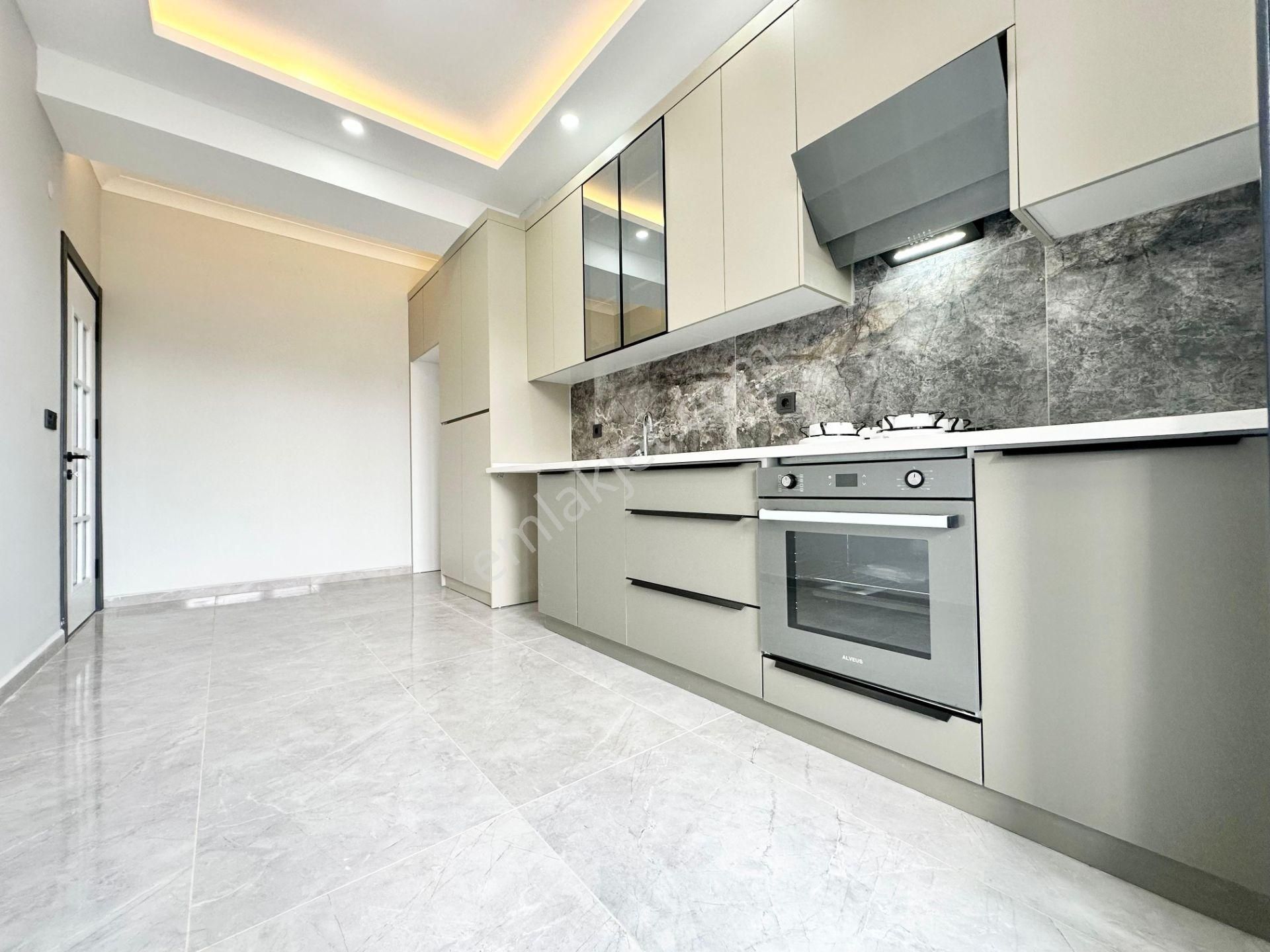 ꧁ay Emlaktan꧂akçay - Güre Arasında Denize Yakın Kazdağı Manzaralı Geniş Teraslı Satılık 2+1 Daire - Görsel 8