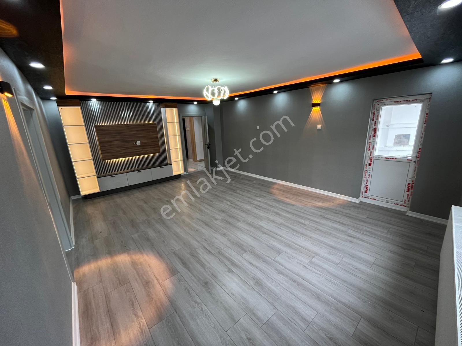 Es-as'tan Plevne Mah.de Full Yapılı Göz Kamaştıran Ara Kat Daire - Görsel 6