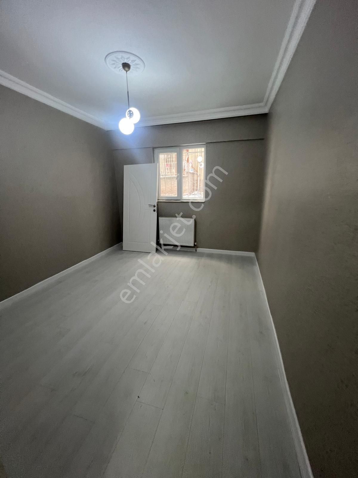 Adnan Menderes Mahallesinde Full Yapılı İskanlı 2+1 - Görsel 23