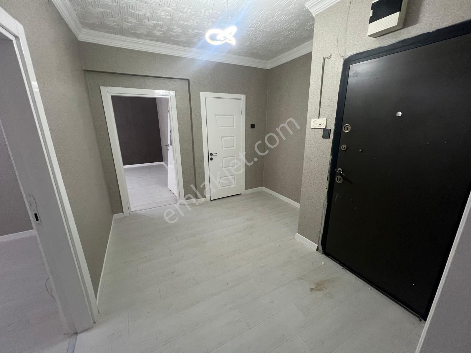 Adnan Menderes Mahallesinde Full Yapılı İskanlı 2+1 - Görsel 13