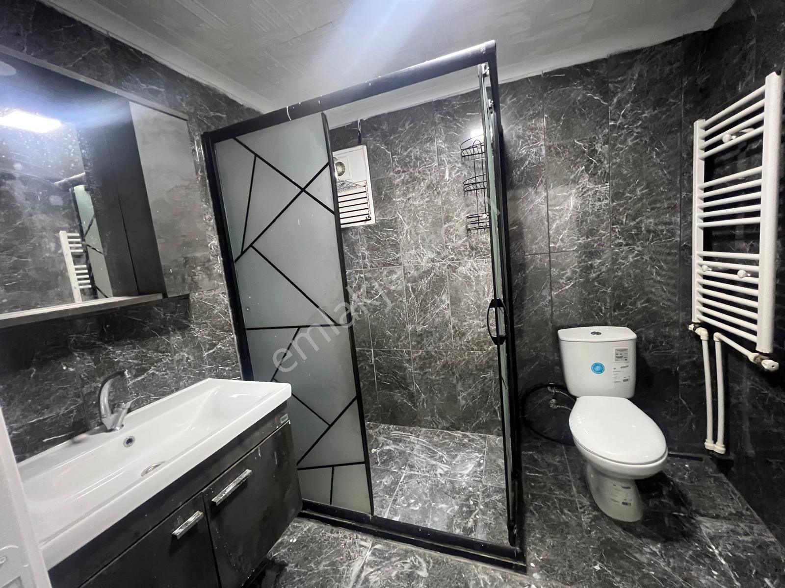 Adnan Menderes Mahallesinde Full Yapılı İskanlı 2+1 - Görsel 18