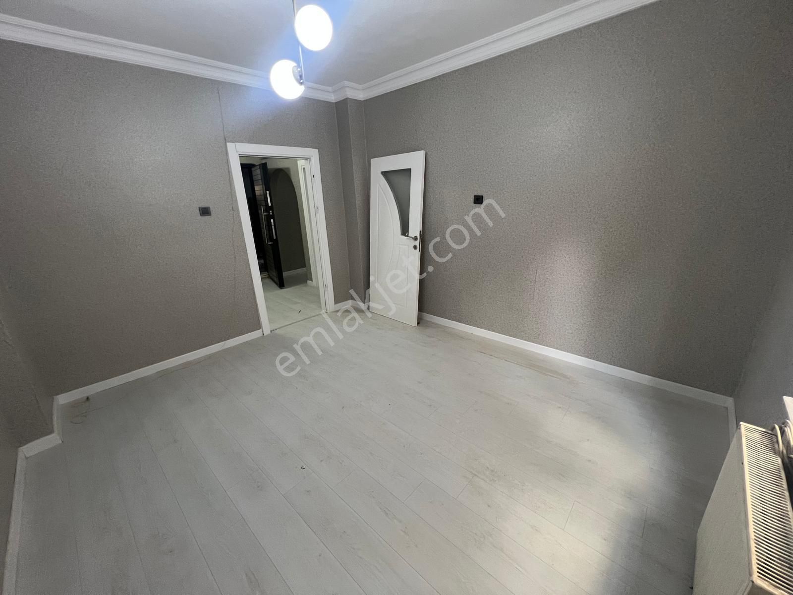 Adnan Menderes Mahallesinde Full Yapılı İskanlı 2+1 - Görsel 8