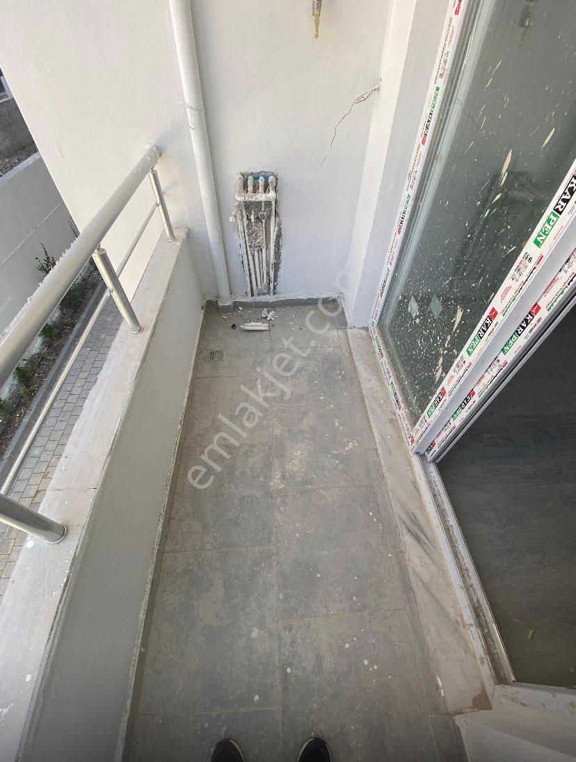 Osmangazide Yatay Mimari İskanlı Hasarsız 2+1 Daire - Görsel 9