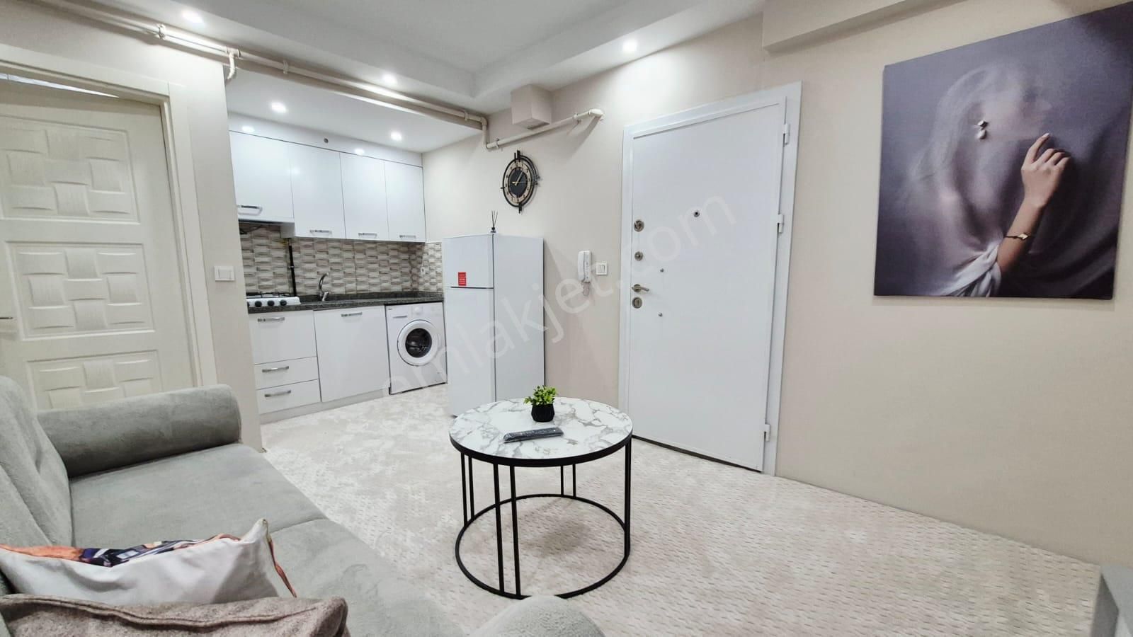 Özmecaz'dan Lise Cad. Mevki 1+1 Full Eşyalı Lüks Fırsat Apart - Görsel 3